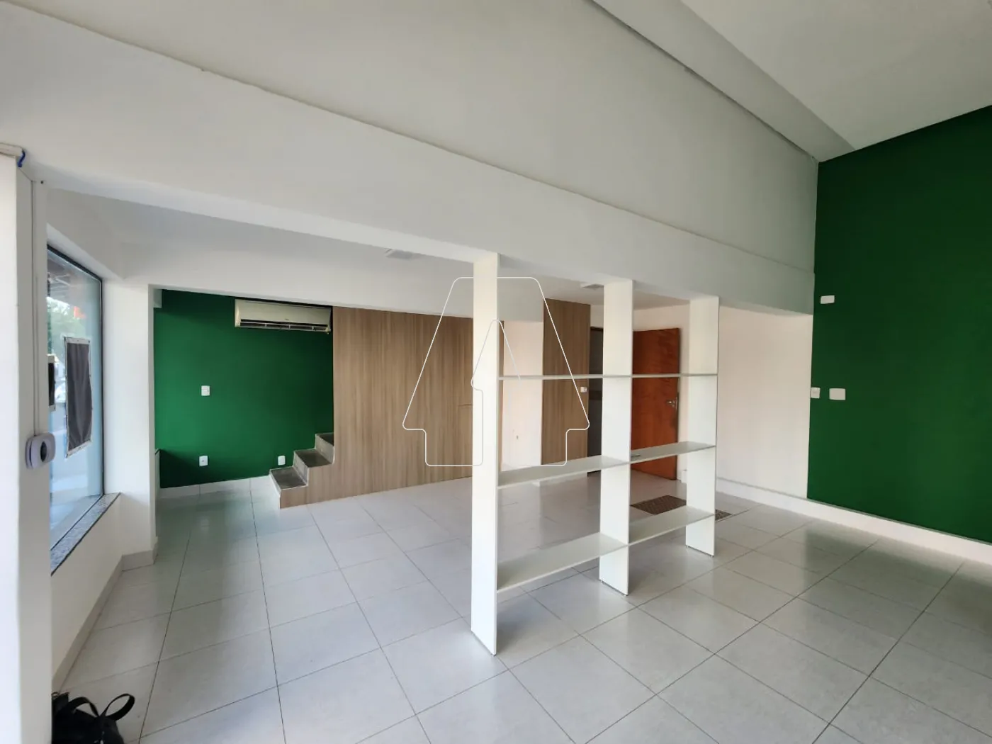Alugar Comercial / Salão em Araçatuba R$ 3.000,00 - Foto 4