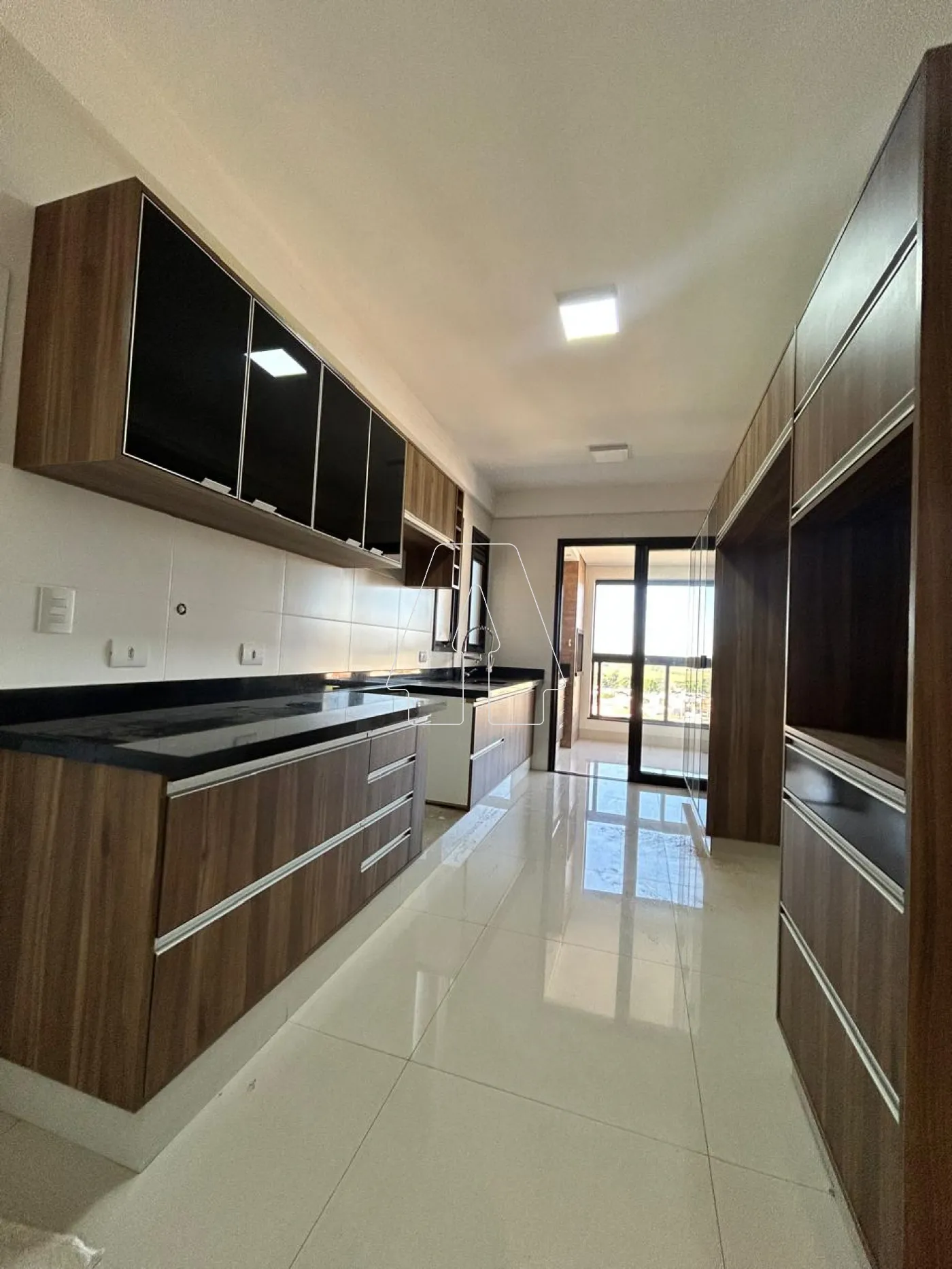 Alugar Apartamento / Padrão em Araçatuba R$ 6.500,00 - Foto 4