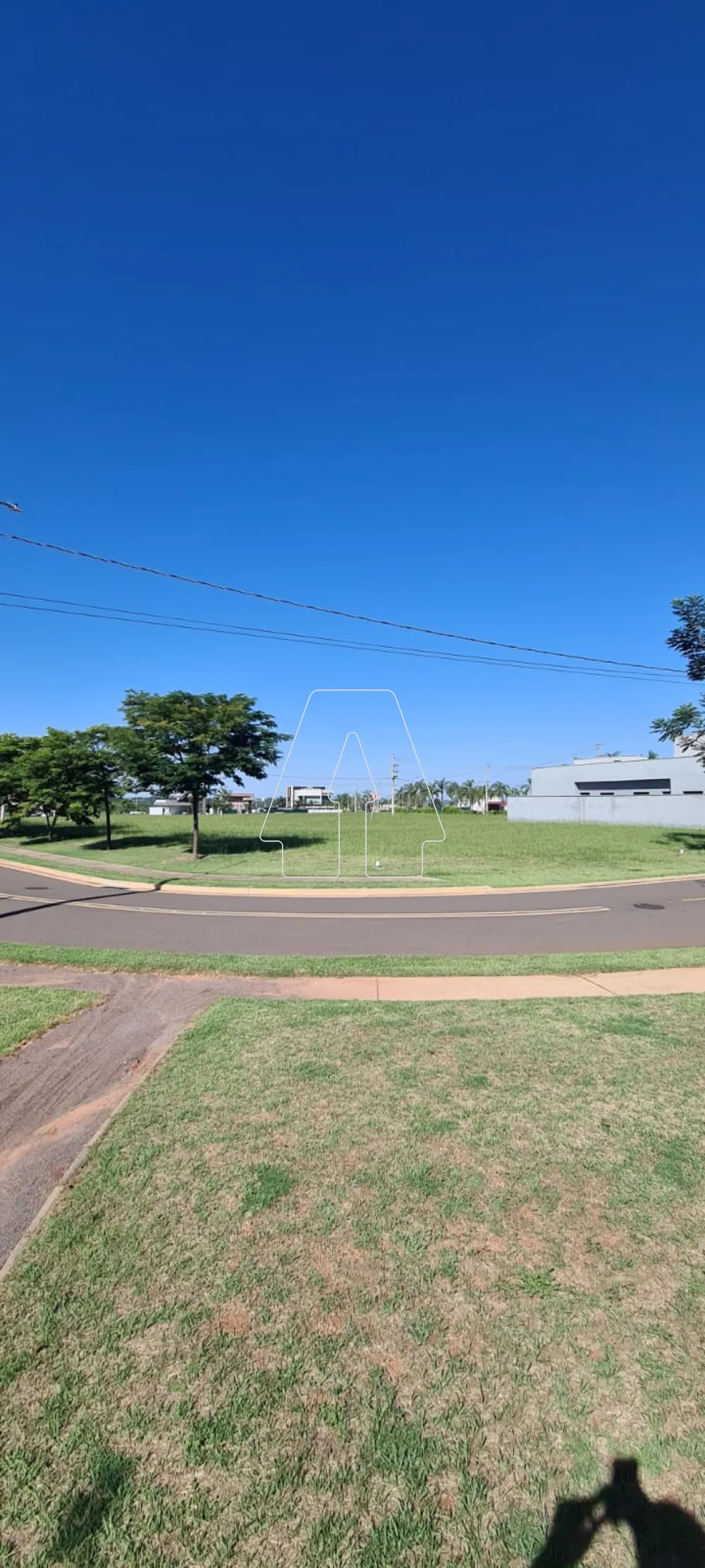Comprar Terreno / Padrão em Araçatuba R$ 500.000,00 - Foto 2