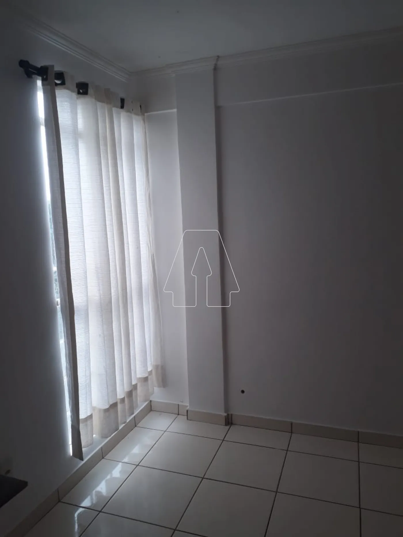 Alugar Apartamento / Padrão em Araçatuba R$ 1.200,00 - Foto 2