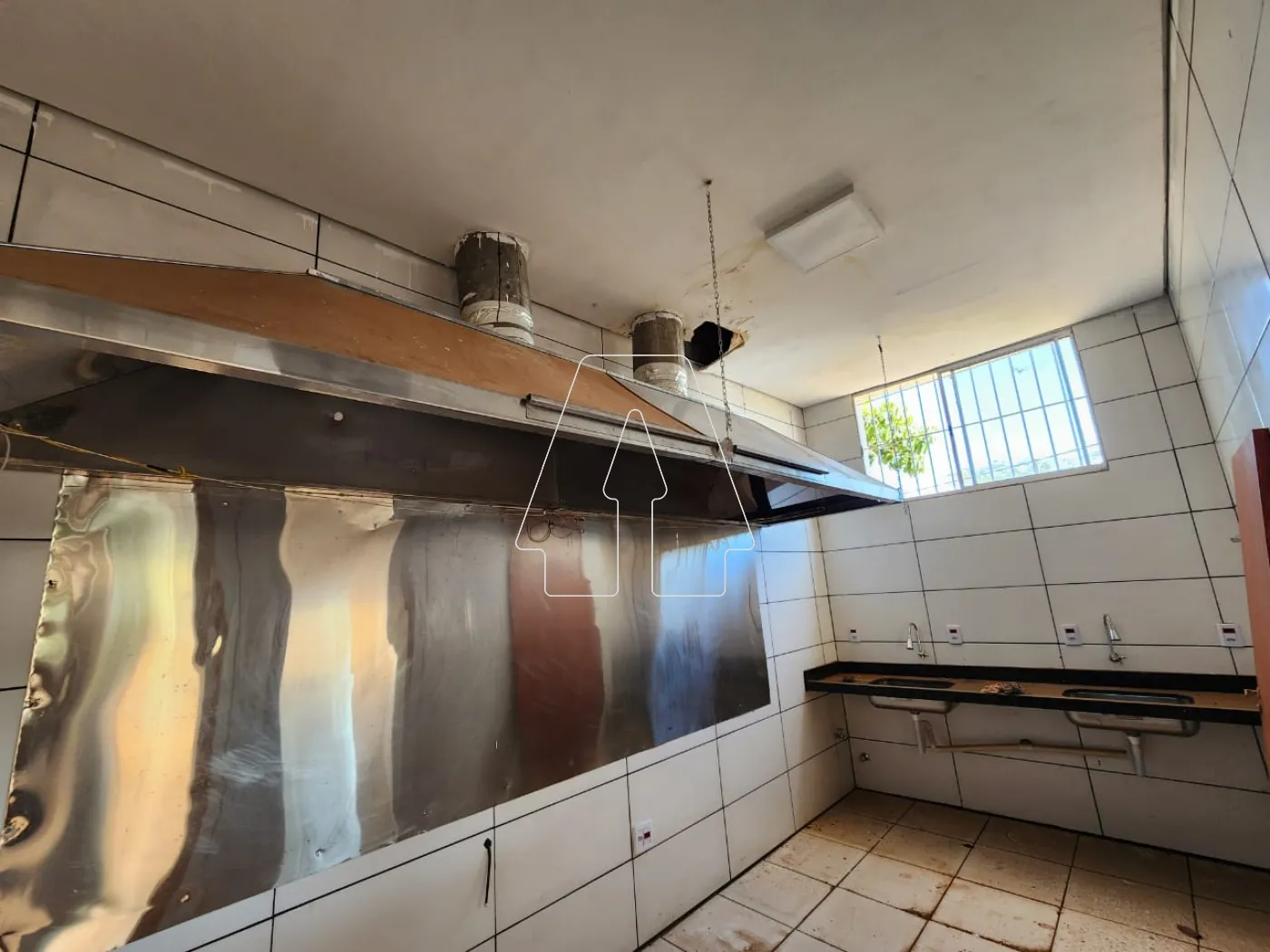 Alugar Comercial / Salão em Araçatuba R$ 2.500,00 - Foto 7