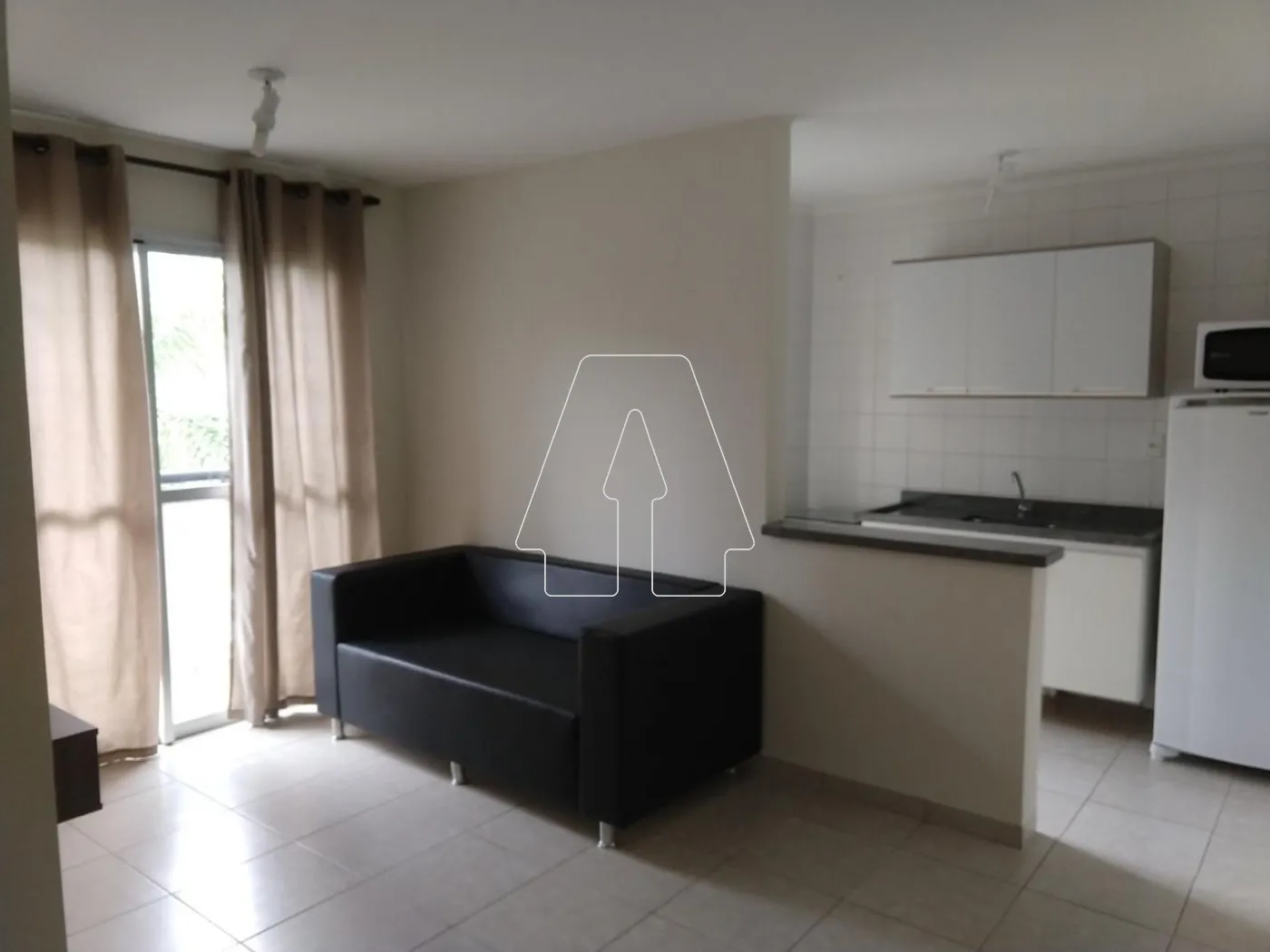 Alugar Apartamento / Padrão em Araçatuba R$ 1.250,00 - Foto 2
