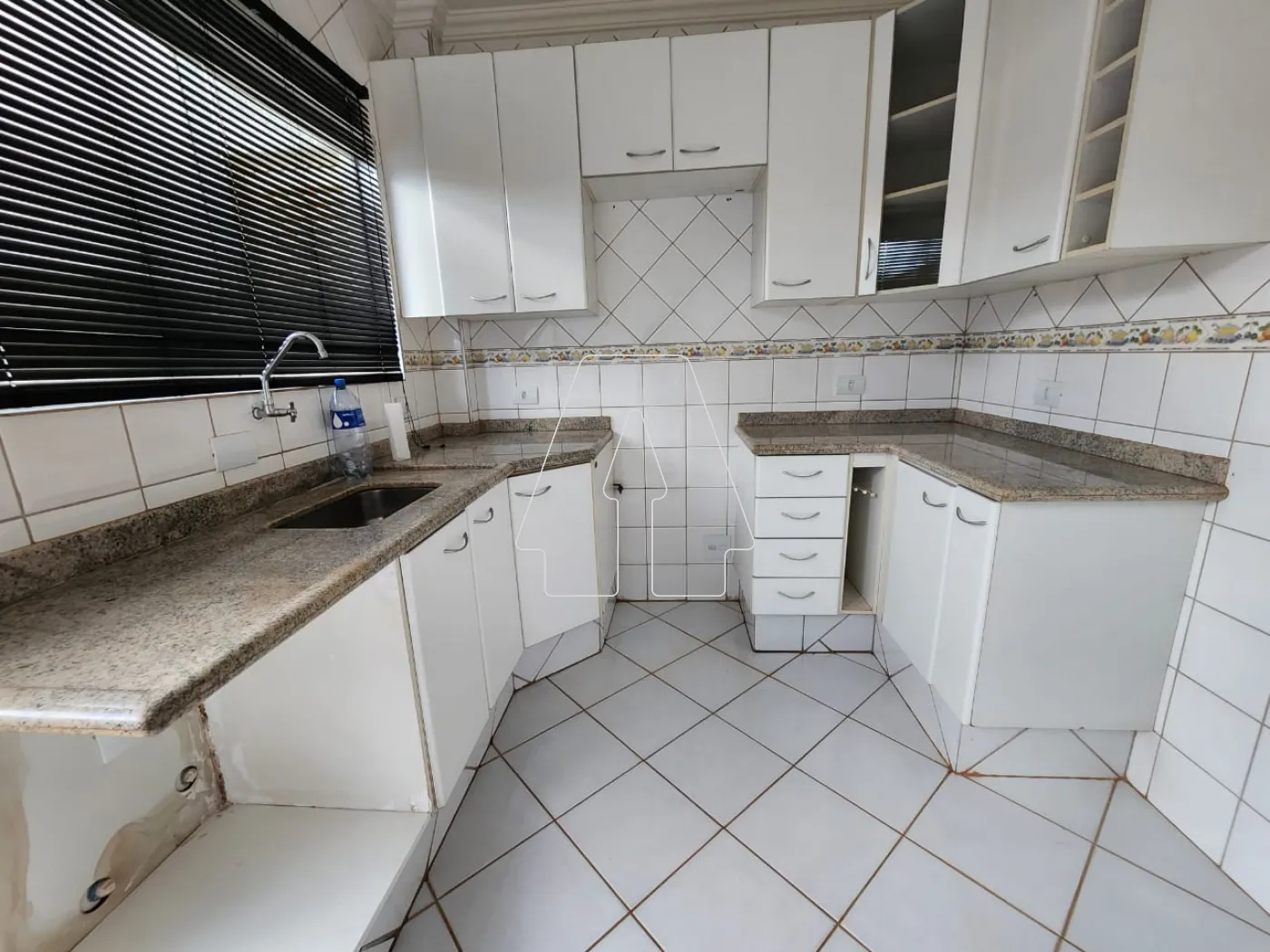 Alugar Casa / Sobrado em Araçatuba R$ 4.800,00 - Foto 2
