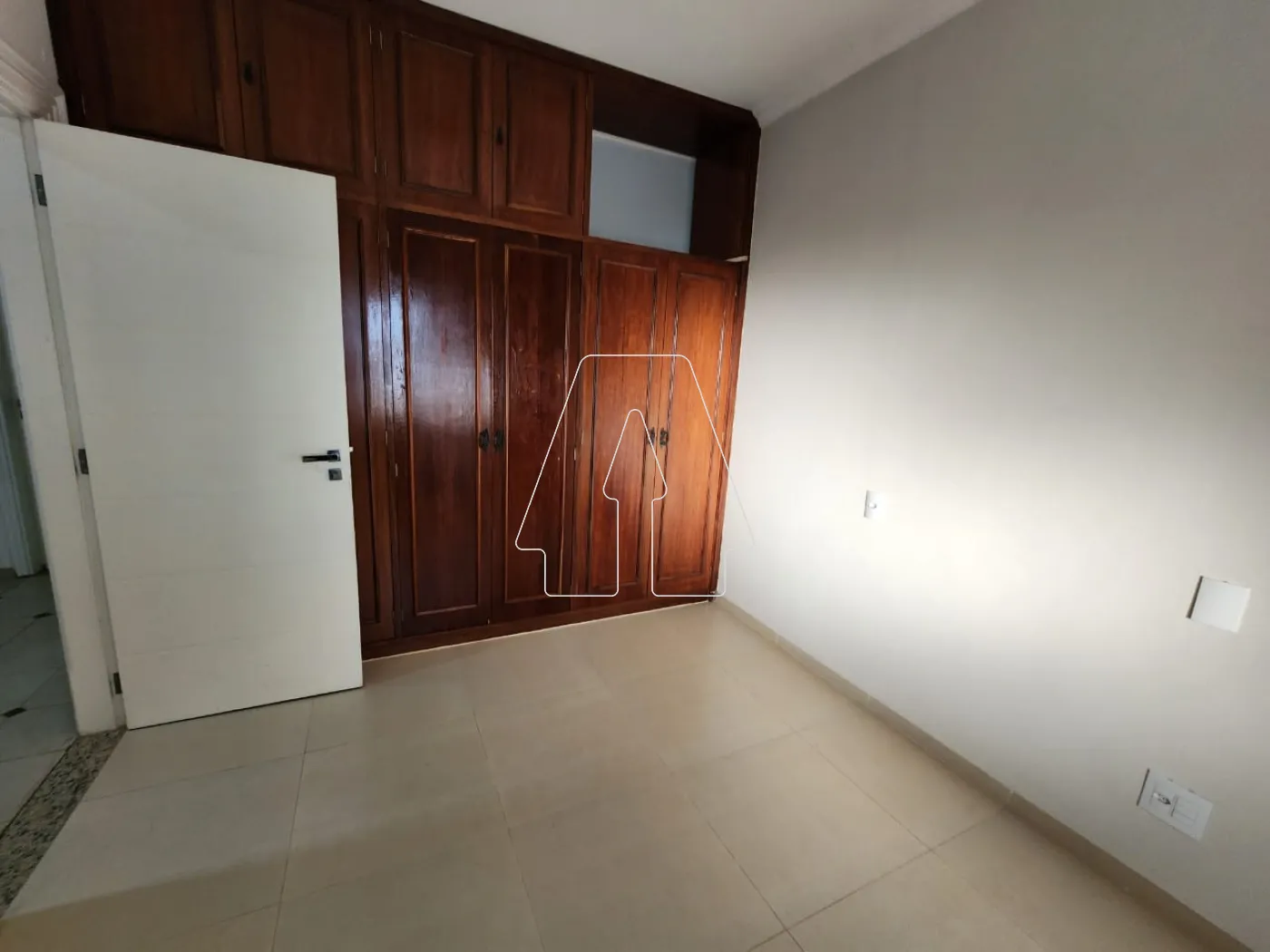 Alugar Casa / Sobrado em Araçatuba R$ 4.800,00 - Foto 15
