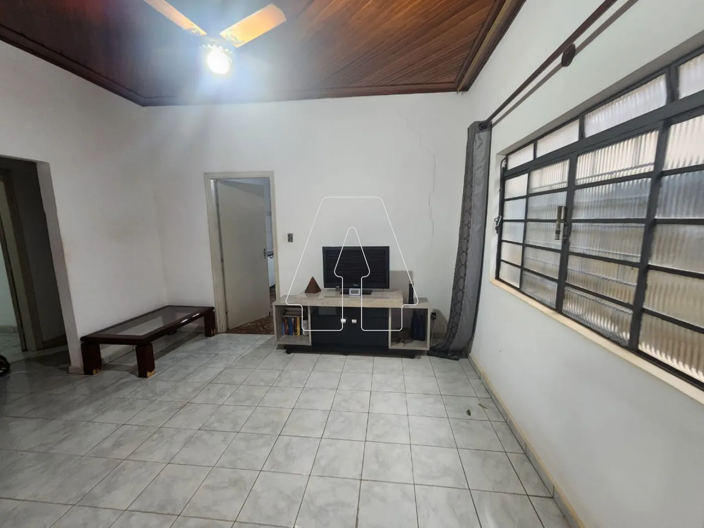 Alugar Casa / Residencial em Araçatuba R$ 1.700,00 - Foto 2