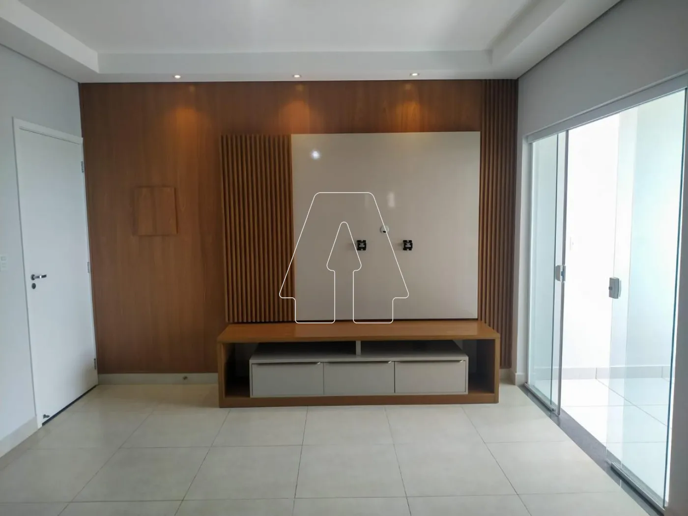 Alugar Apartamento / Padrão em Araçatuba R$ 3.200,00 - Foto 1