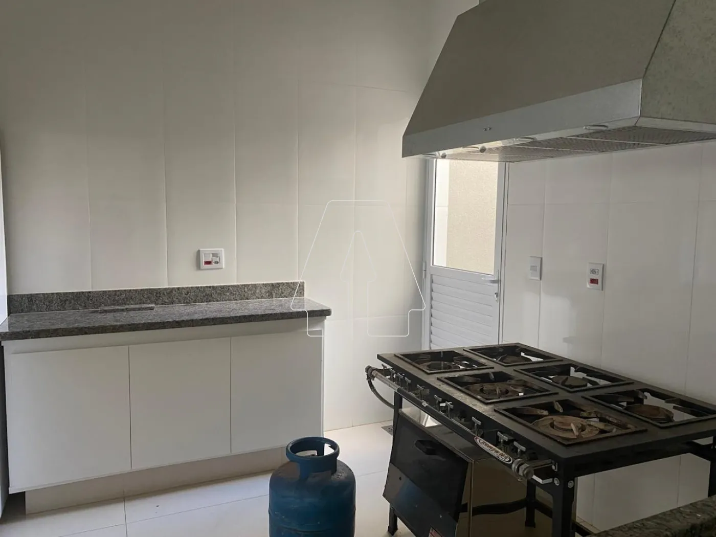Alugar Comercial / Salão em Araçatuba R$ 5.000,00 - Foto 5
