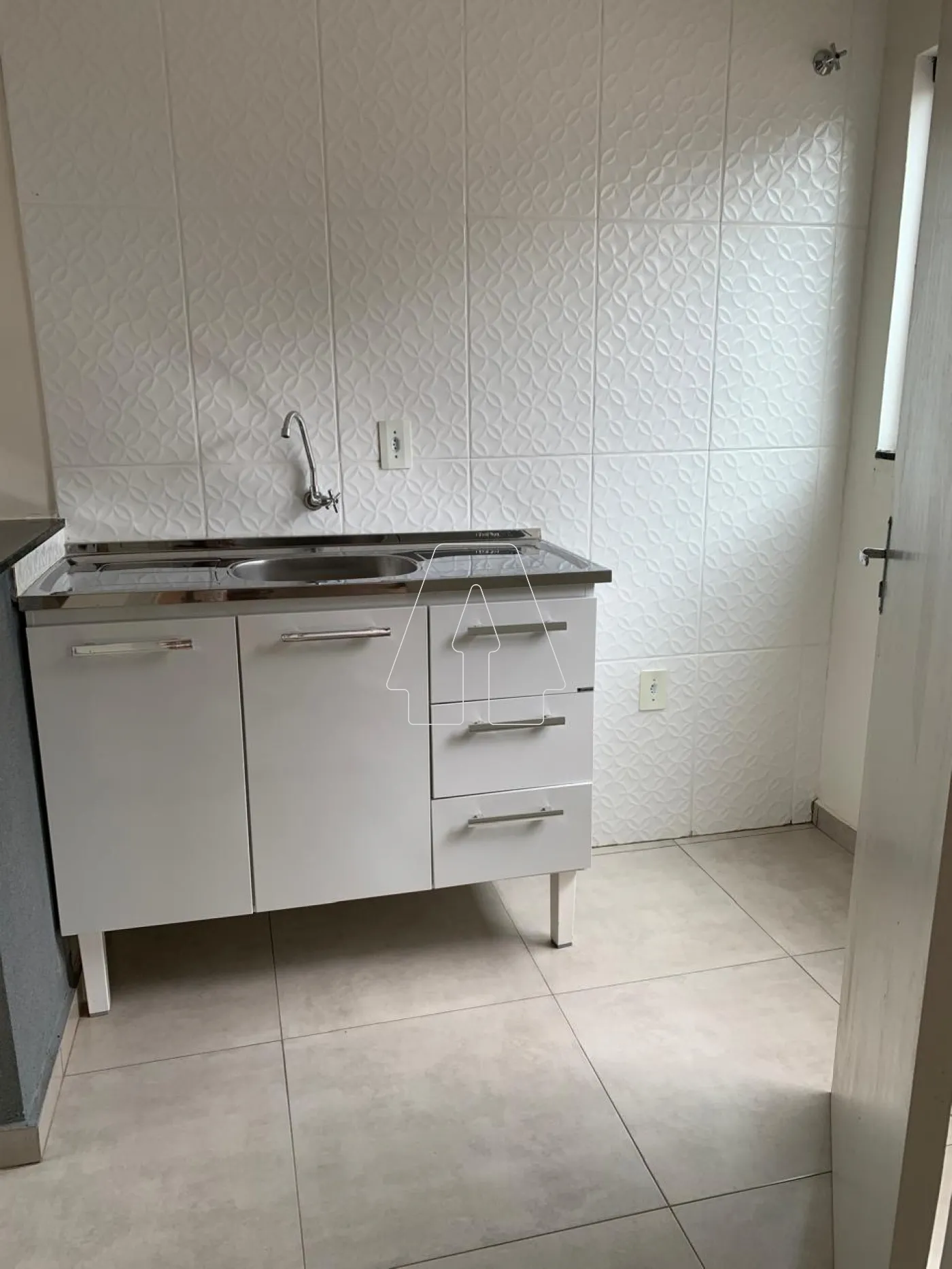 Alugar Casa / Kitnet em Araçatuba R$ 1.000,00 - Foto 5