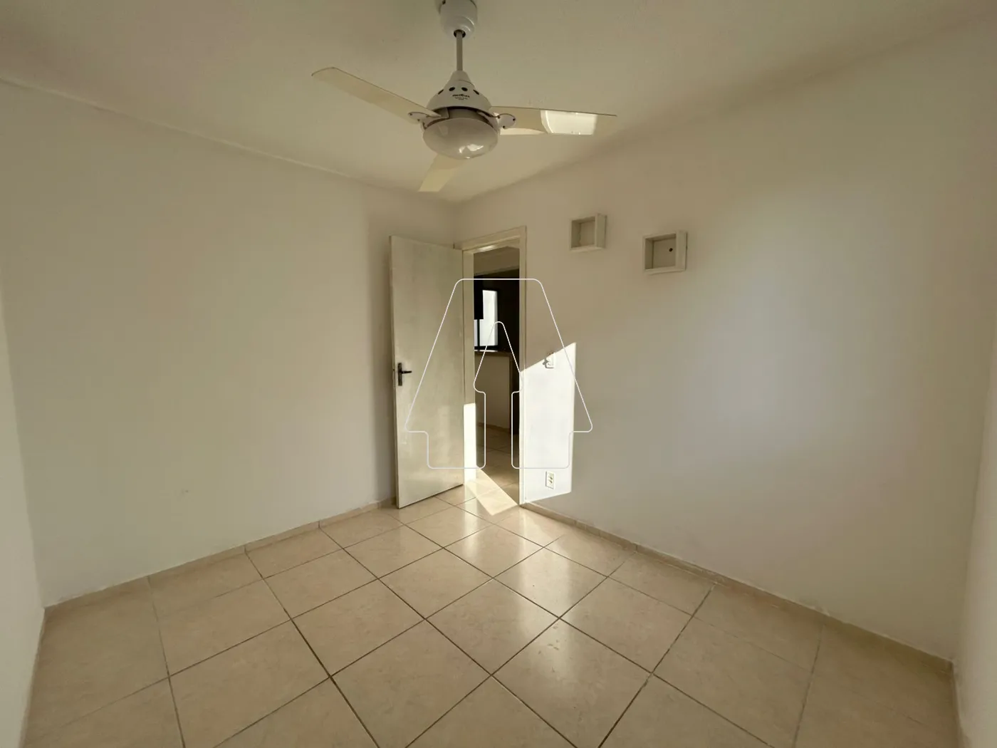 Alugar Apartamento / Padrão em Araçatuba R$ 1.150,00 - Foto 3