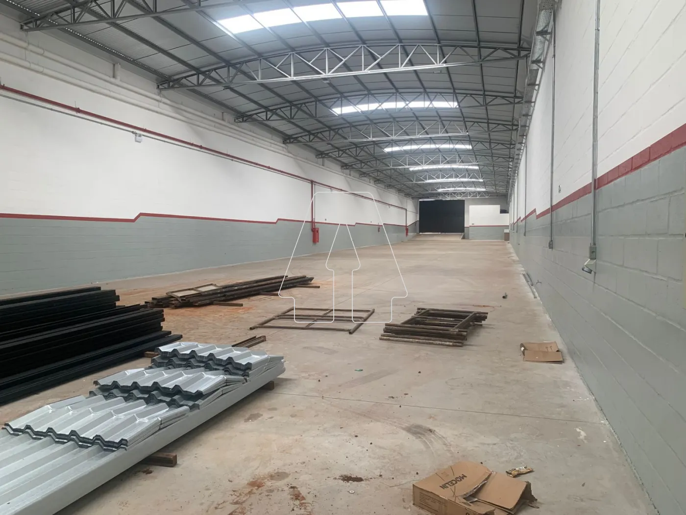 Alugar Comercial / Barracão em Araçatuba R$ 12.000,00 - Foto 4