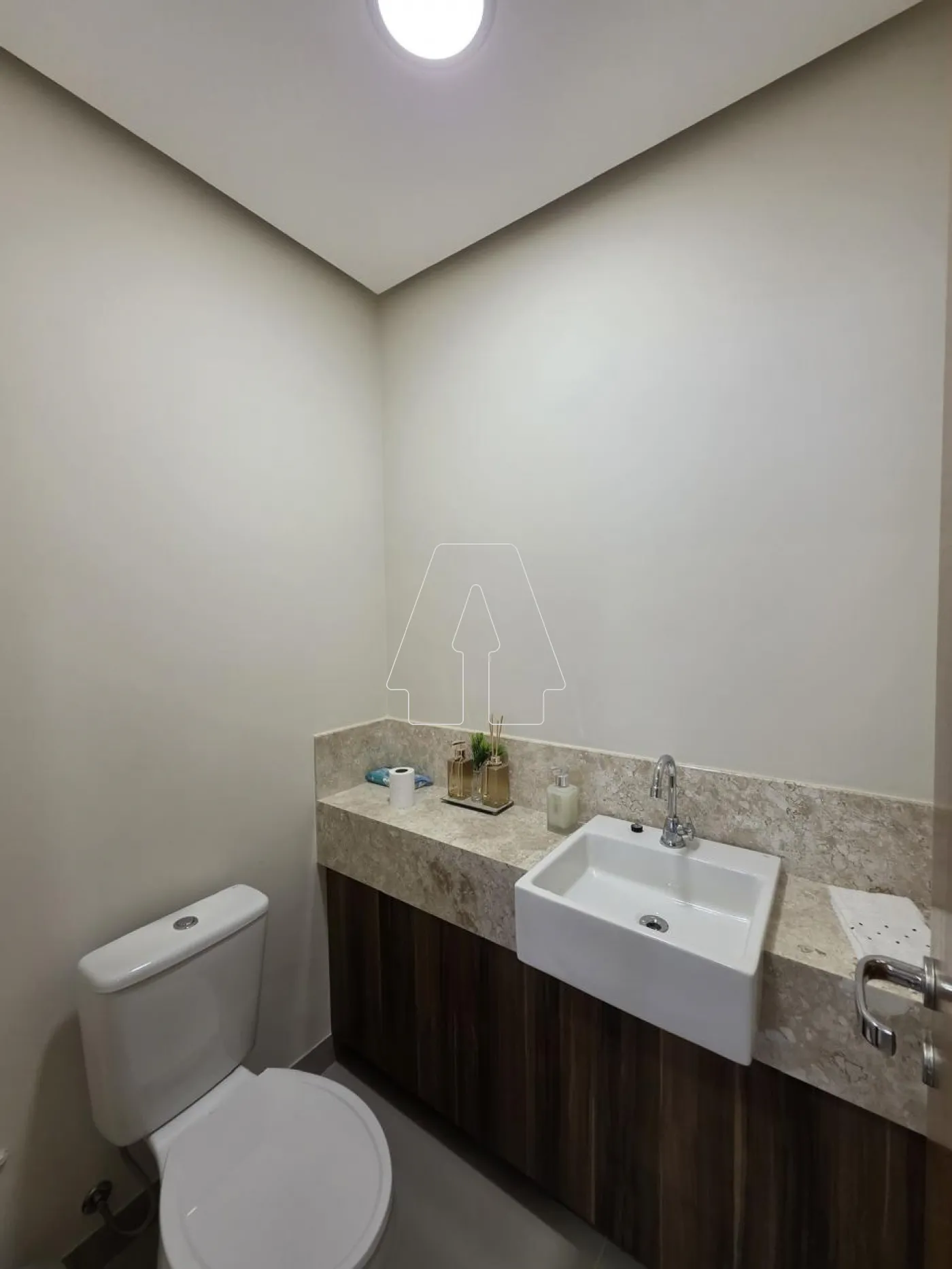 Alugar Casa / Condomínio em Araçatuba R$ 3.000,00 - Foto 8