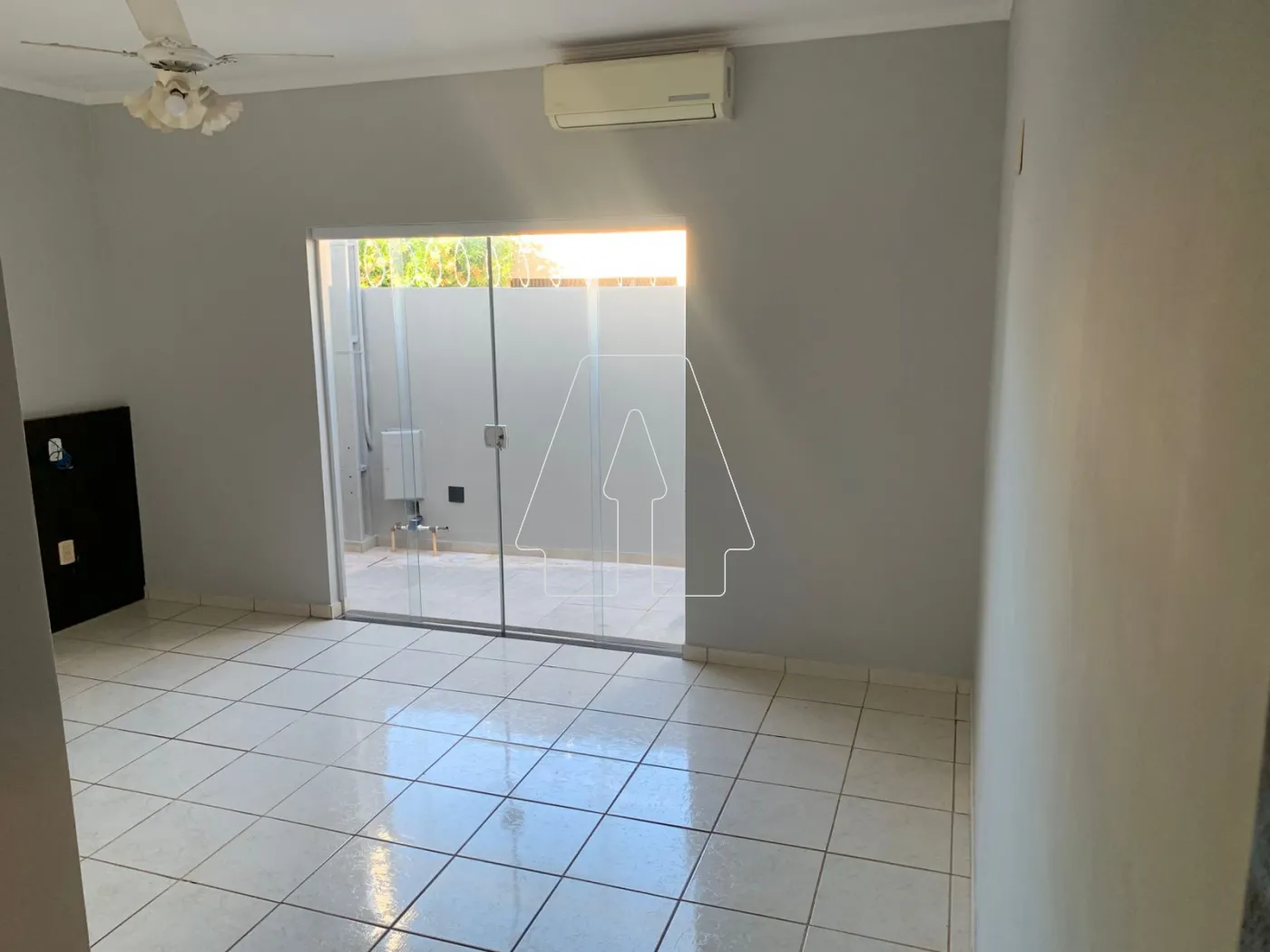 Alugar Casa / Residencial em Araçatuba R$ 2.600,00 - Foto 2