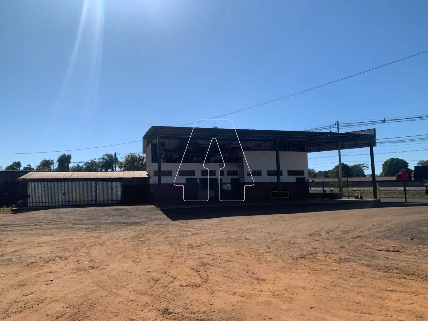 Alugar Comercial / Barracão em Araçatuba R$ 5.800,00 - Foto 2
