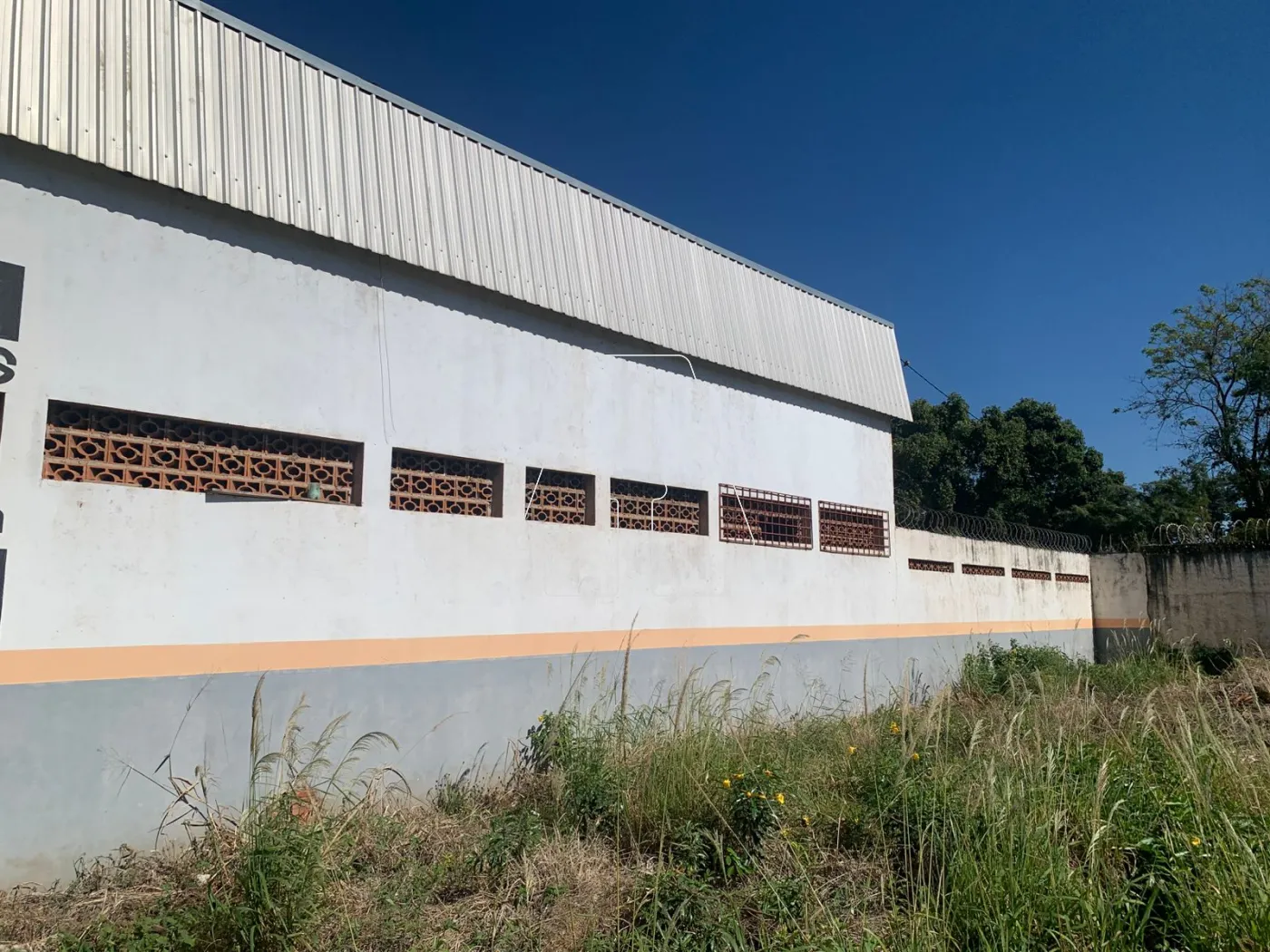 Alugar Comercial / Barracão em Araçatuba R$ 5.800,00 - Foto 17
