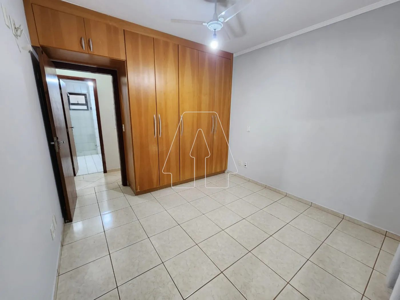 Alugar Apartamento / Padrão em Araçatuba R$ 2.700,00 - Foto 4
