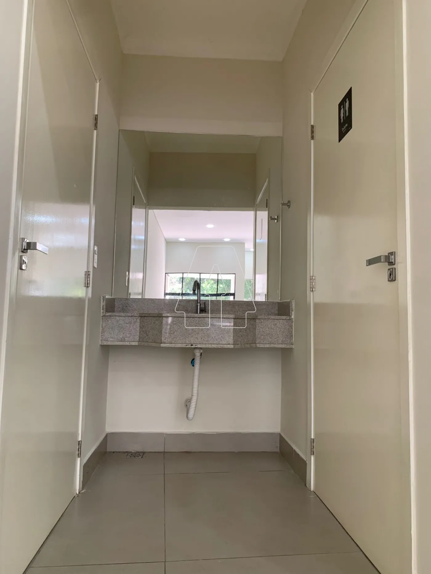 Alugar Comercial / Salão em Araçatuba R$ 6.000,00 - Foto 5