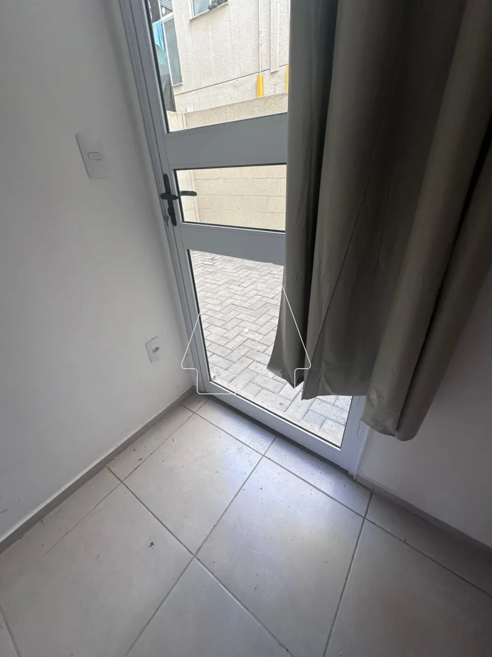Comprar Apartamento / Padrão em Araçatuba R$ 140.000,00 - Foto 3