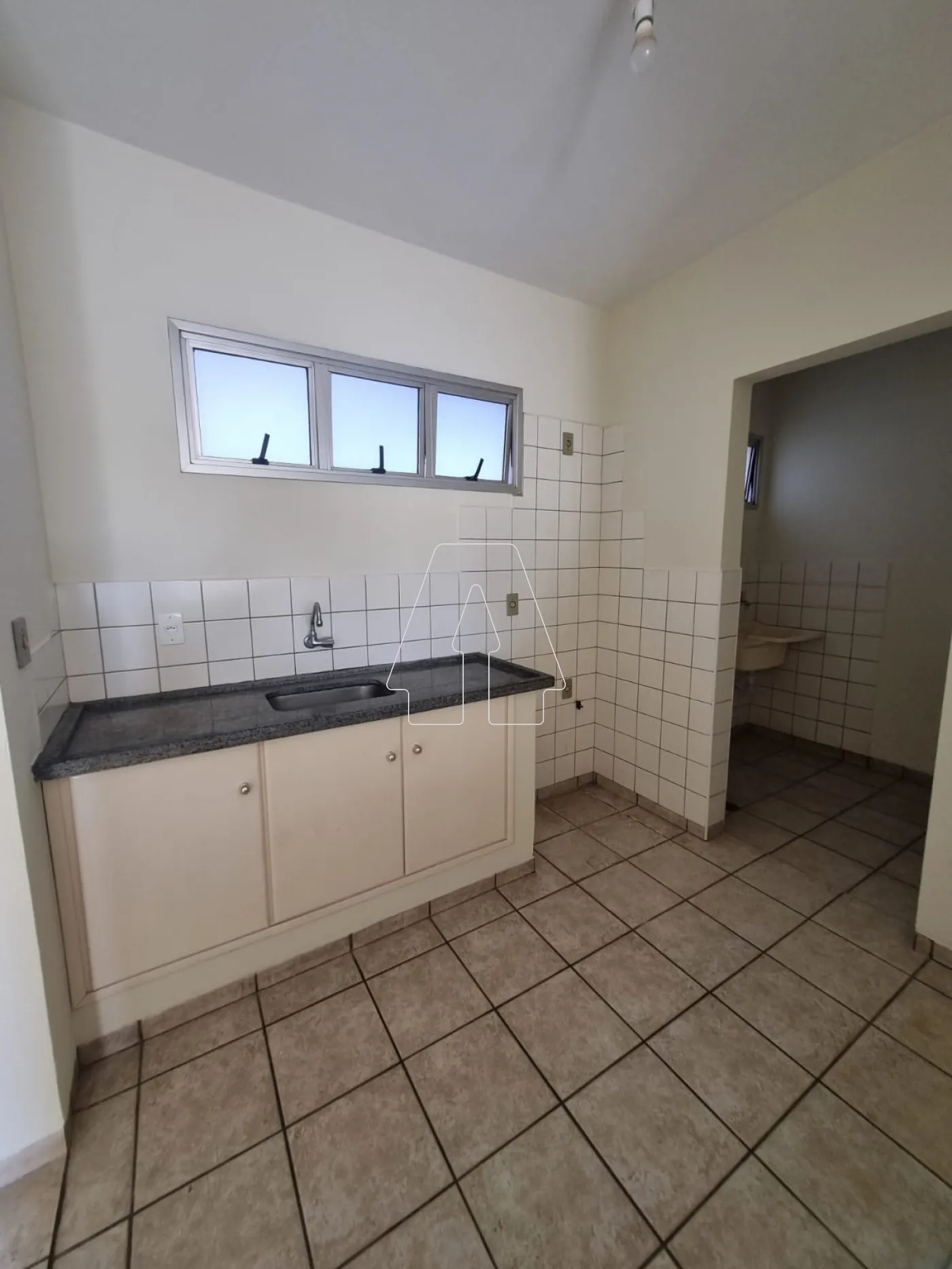 Alugar Apartamento / Padrão em Araçatuba R$ 700,00 - Foto 4