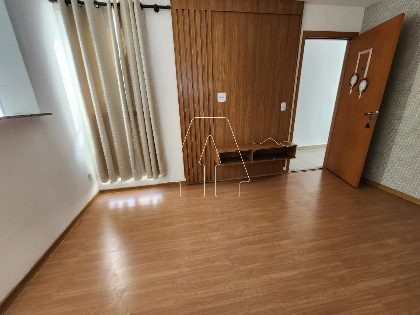 Alugar Apartamento / Padrão em Araçatuba R$ 1.200,00 - Foto 2