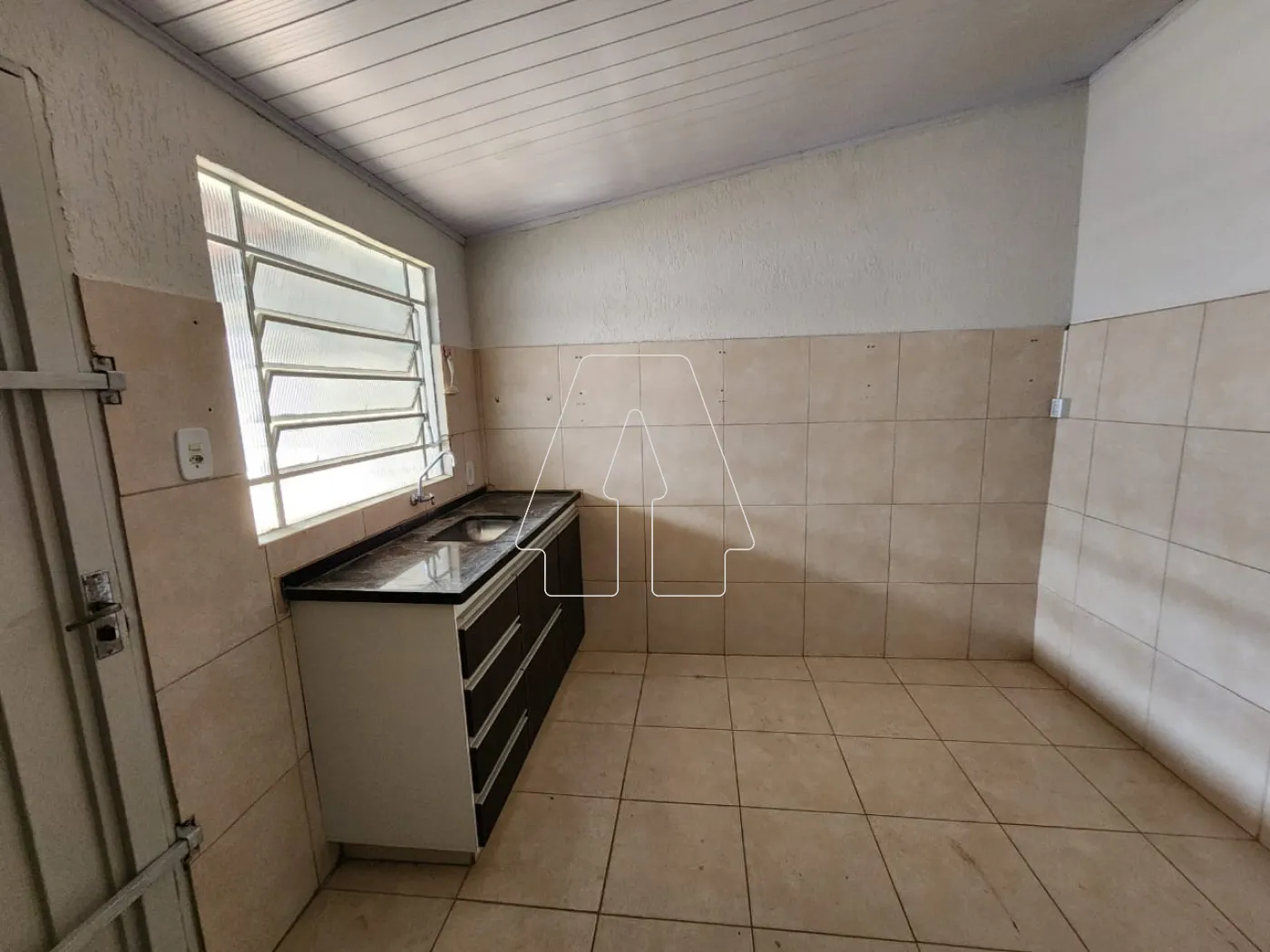 Alugar Casa / Residencial em Araçatuba R$ 650,00 - Foto 3