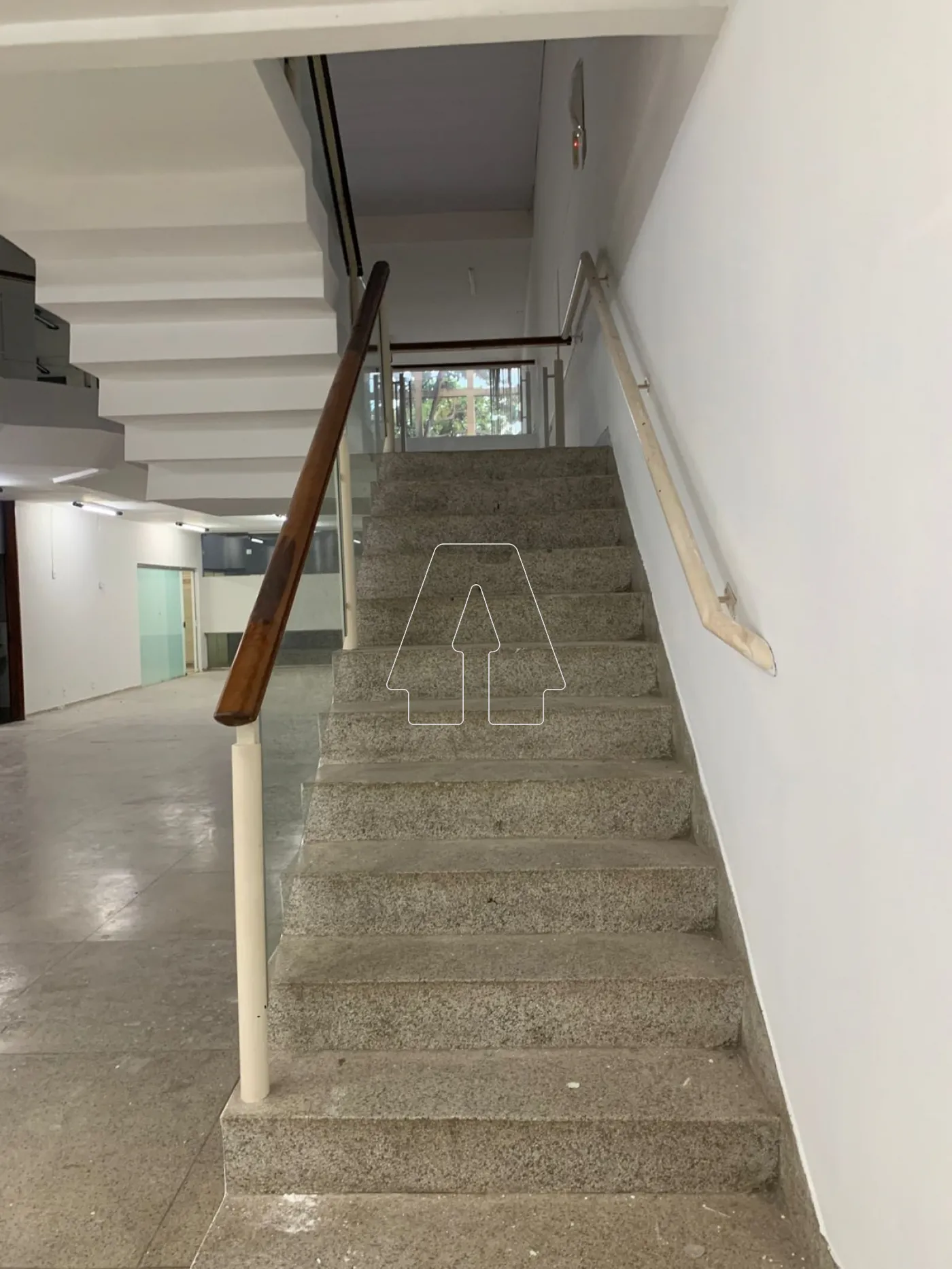 Alugar Comercial / Salão em Araçatuba R$ 10.000,00 - Foto 12