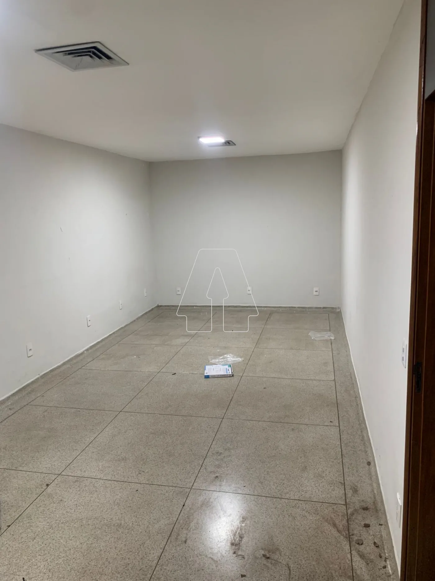 Alugar Comercial / Salão em Araçatuba R$ 10.000,00 - Foto 16