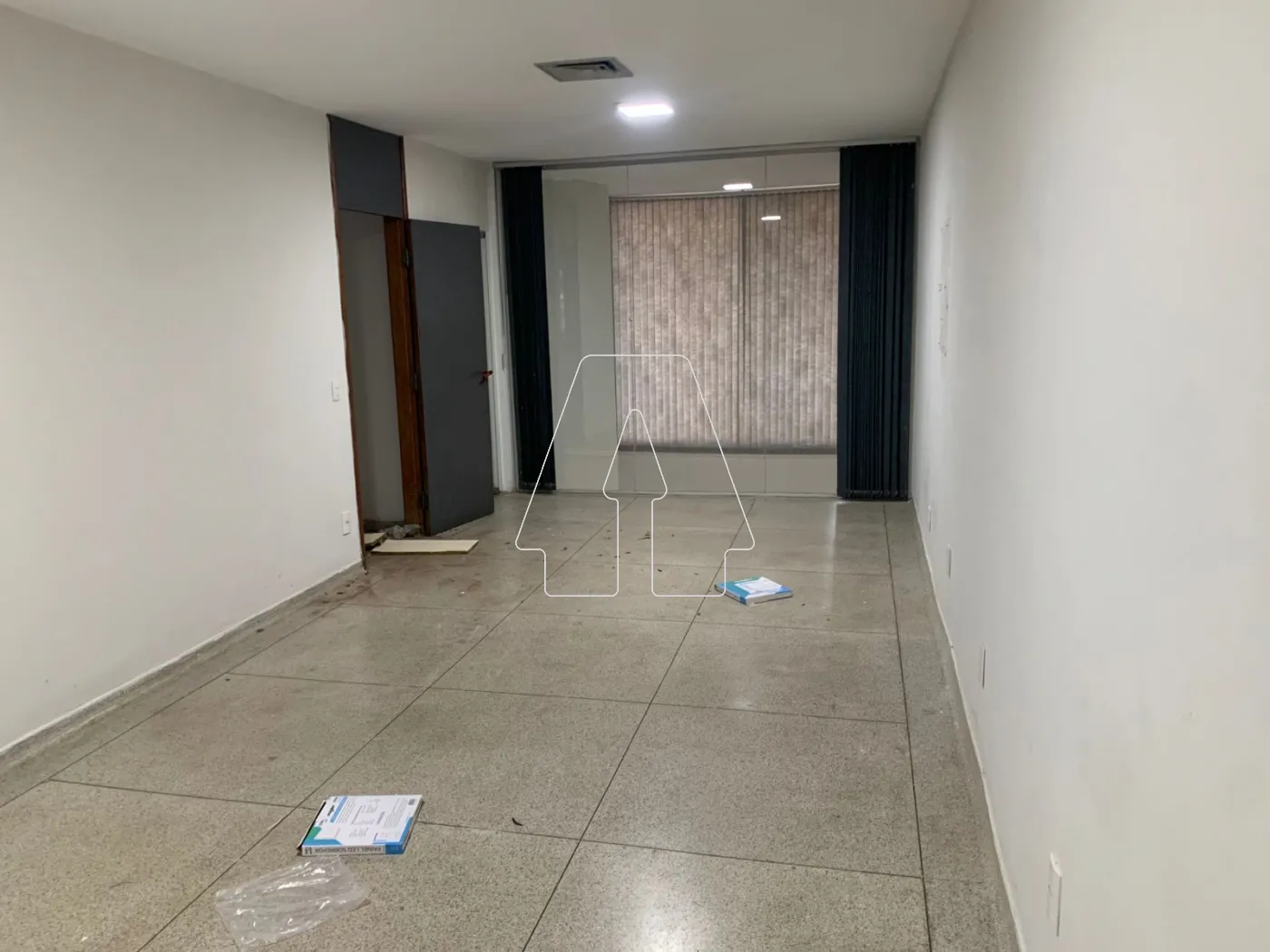 Alugar Comercial / Salão em Araçatuba R$ 10.000,00 - Foto 17