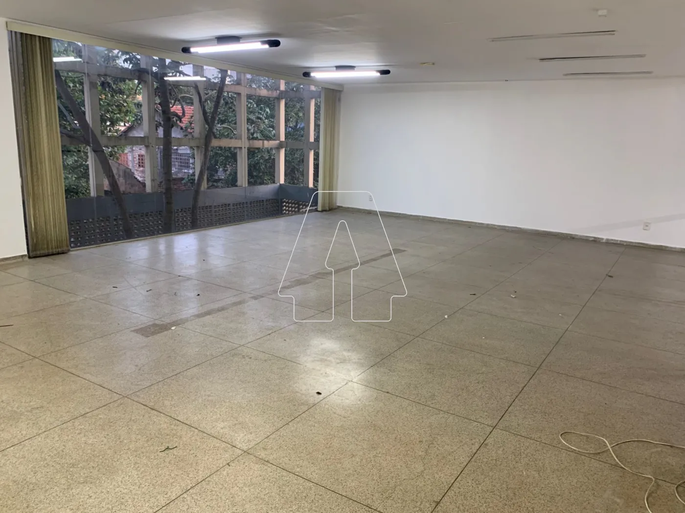 Alugar Comercial / Salão em Araçatuba R$ 10.000,00 - Foto 24