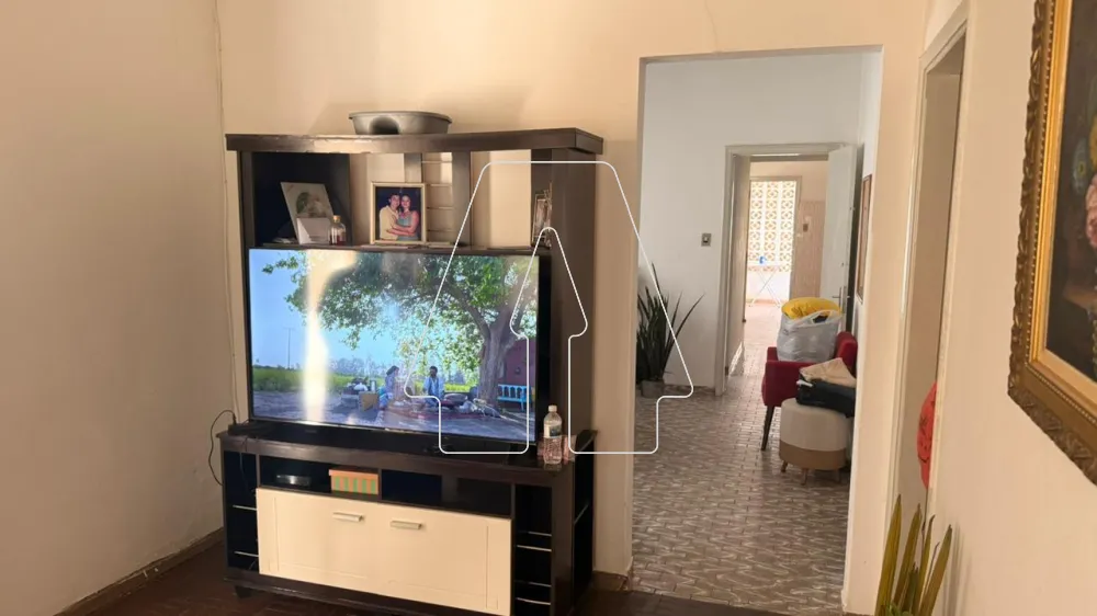 Comprar Casa / Residencial em Araçatuba R$ 330.000,00 - Foto 1