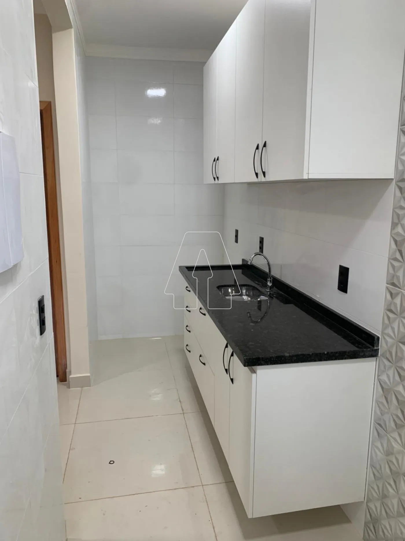 Alugar Casa / Residencial em Araçatuba R$ 1.700,00 - Foto 3
