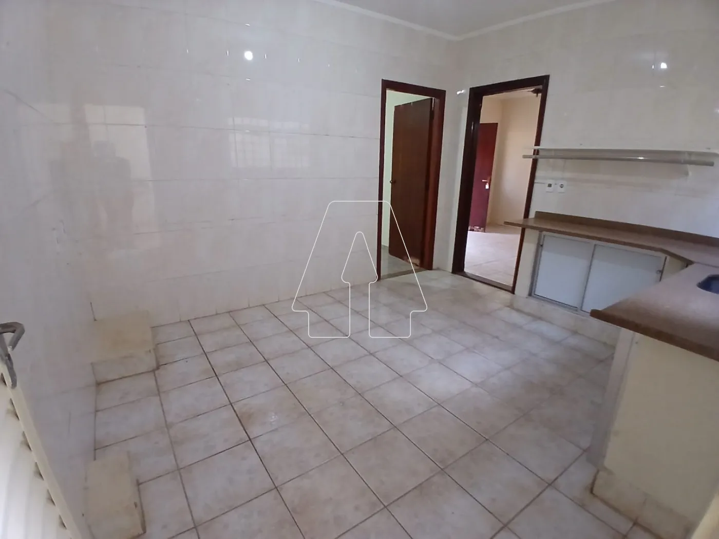 Comprar Casa / Residencial em Araçatuba R$ 350.000,00 - Foto 6