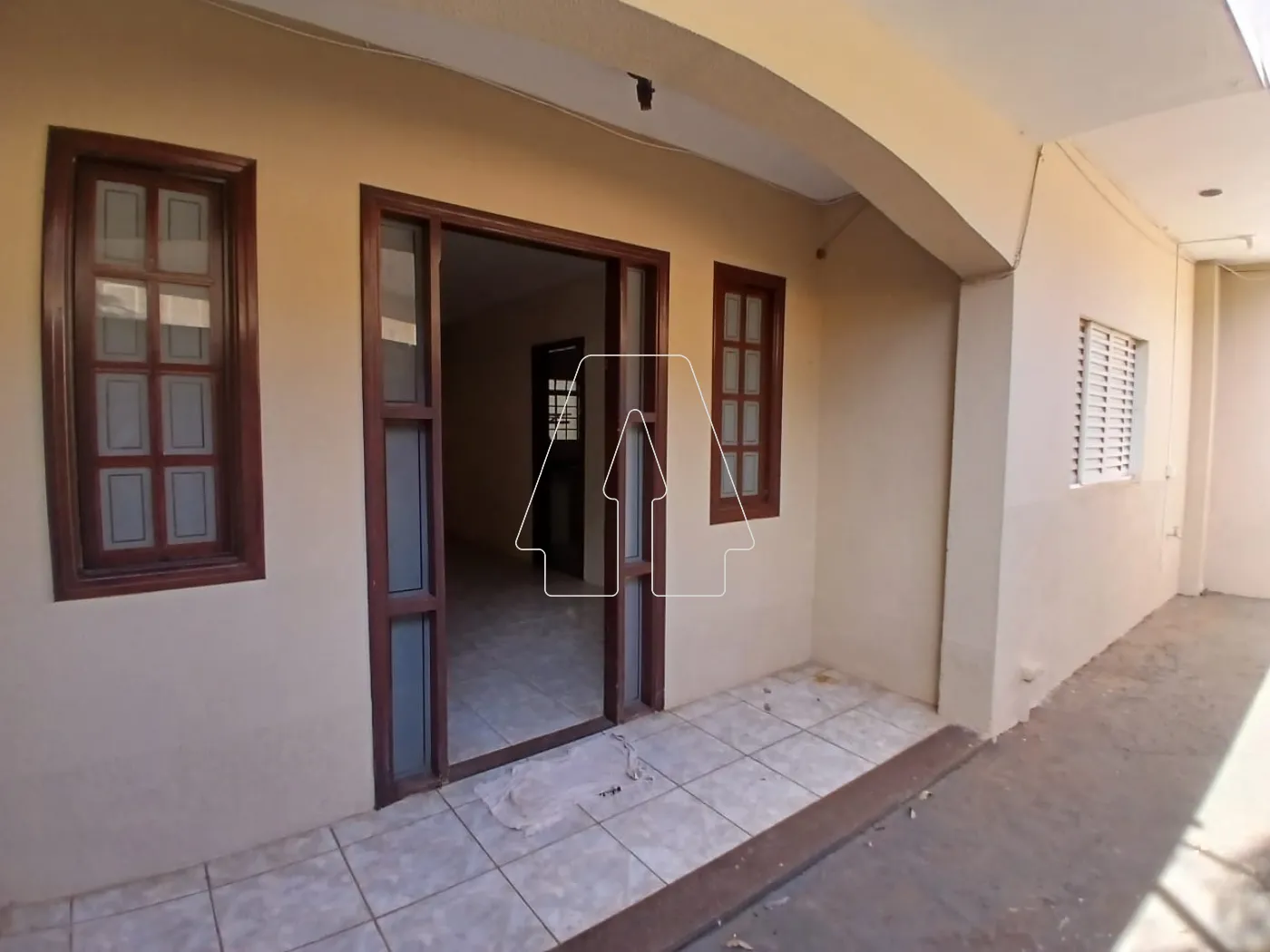 Comprar Casa / Residencial em Araçatuba R$ 350.000,00 - Foto 2