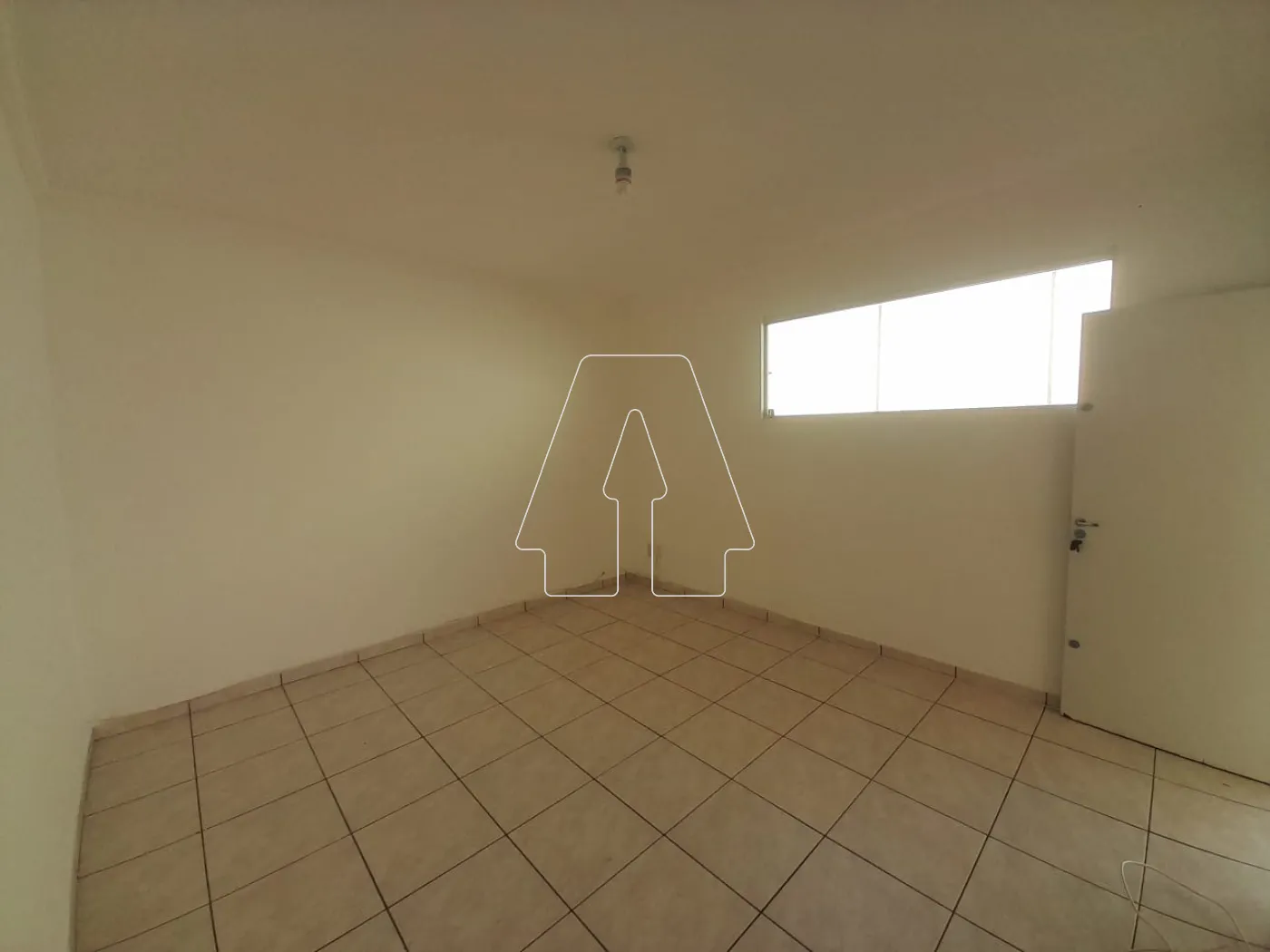 Alugar Casa / Condomínio em Araçatuba R$ 1.700,00 - Foto 2
