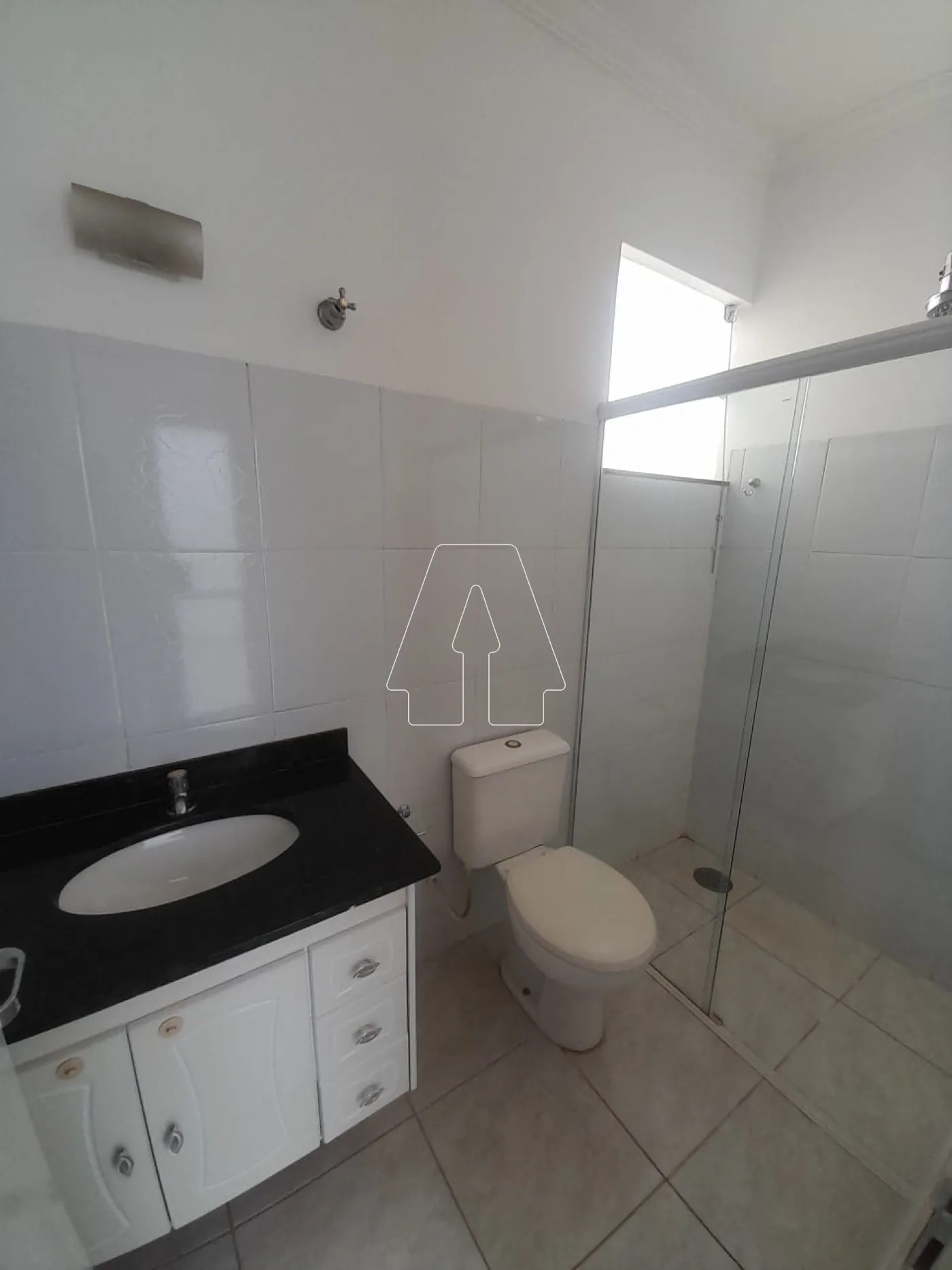 Alugar Casa / Condomínio em Araçatuba R$ 1.700,00 - Foto 8