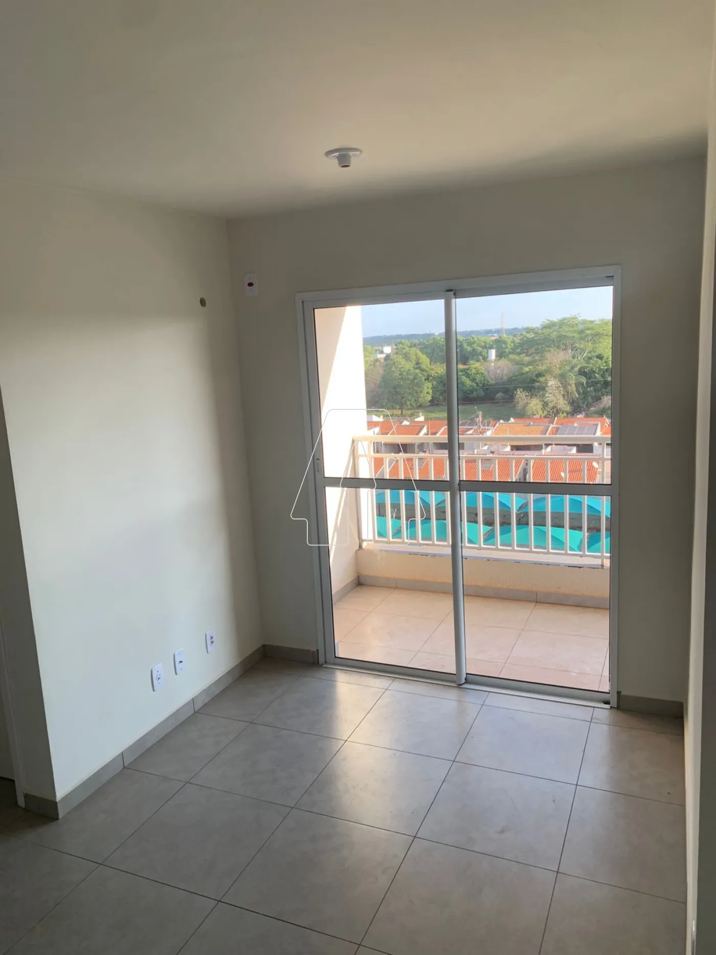 Alugar Apartamento / Padrão em Araçatuba R$ 1.350,00 - Foto 1