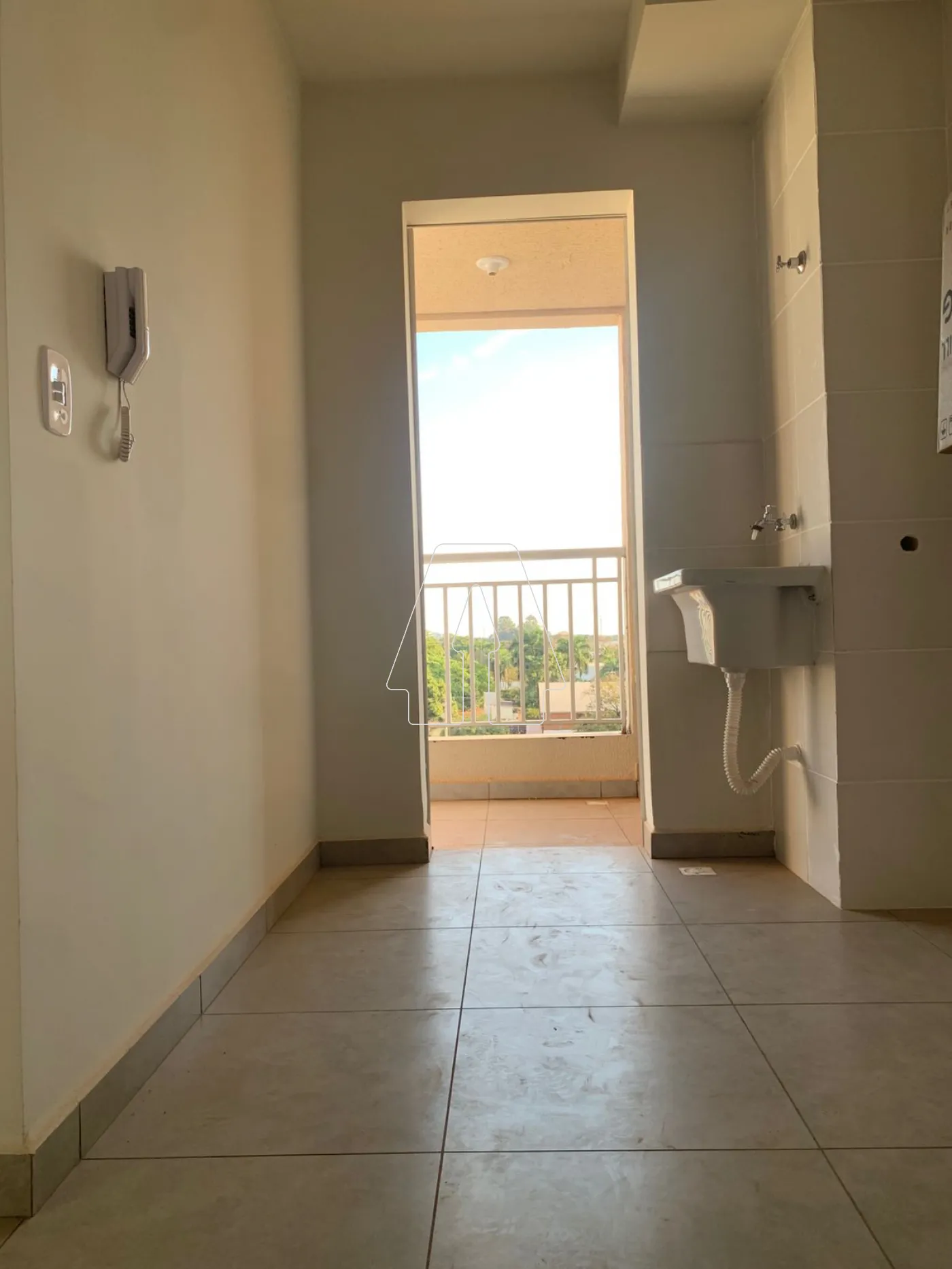 Alugar Apartamento / Padrão em Araçatuba R$ 1.350,00 - Foto 5