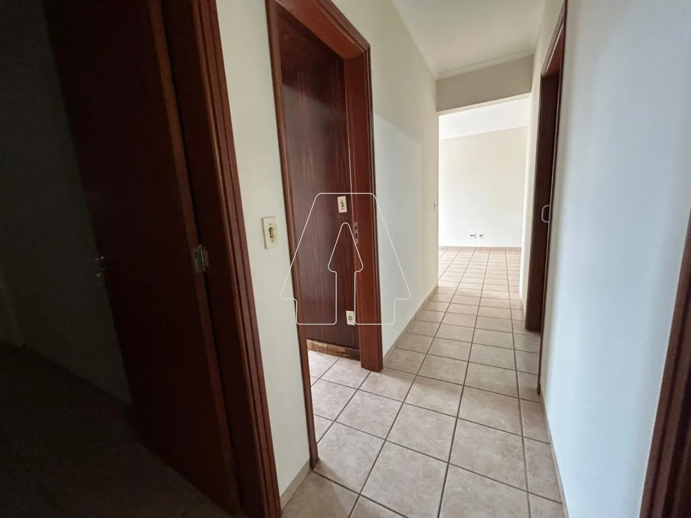 Alugar Apartamento / Padrão em Araçatuba R$ 1.400,00 - Foto 4