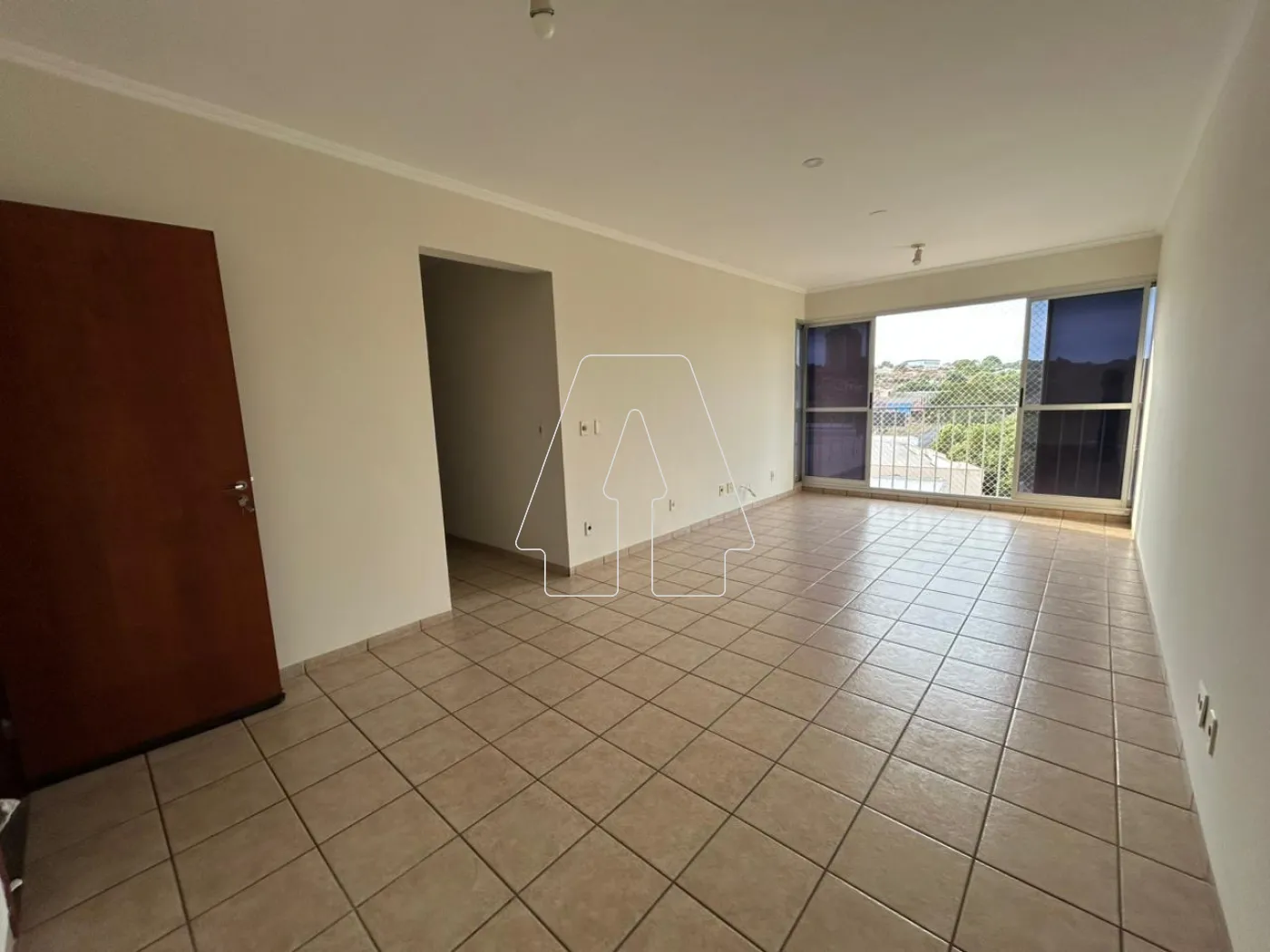 Alugar Apartamento / Padrão em Araçatuba R$ 1.400,00 - Foto 2