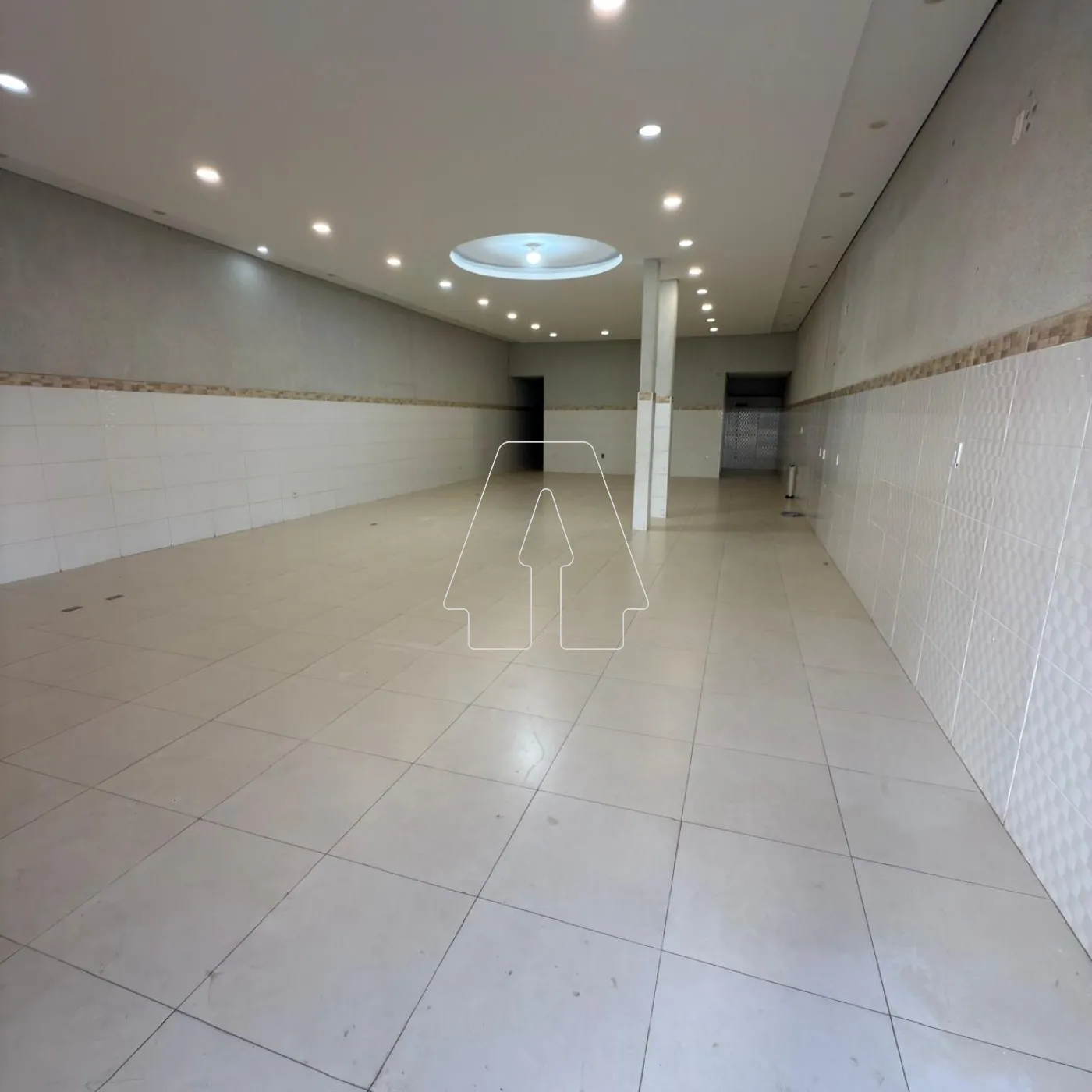 Alugar Comercial / Salão em Araçatuba R$ 3.600,00 - Foto 1