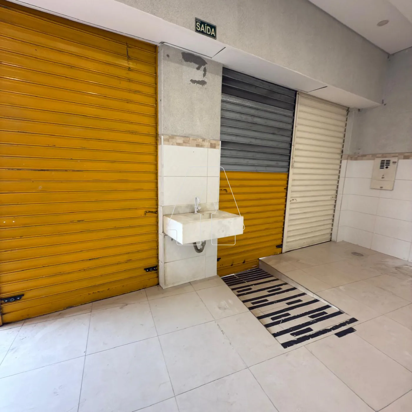 Alugar Comercial / Salão em Araçatuba R$ 3.600,00 - Foto 3