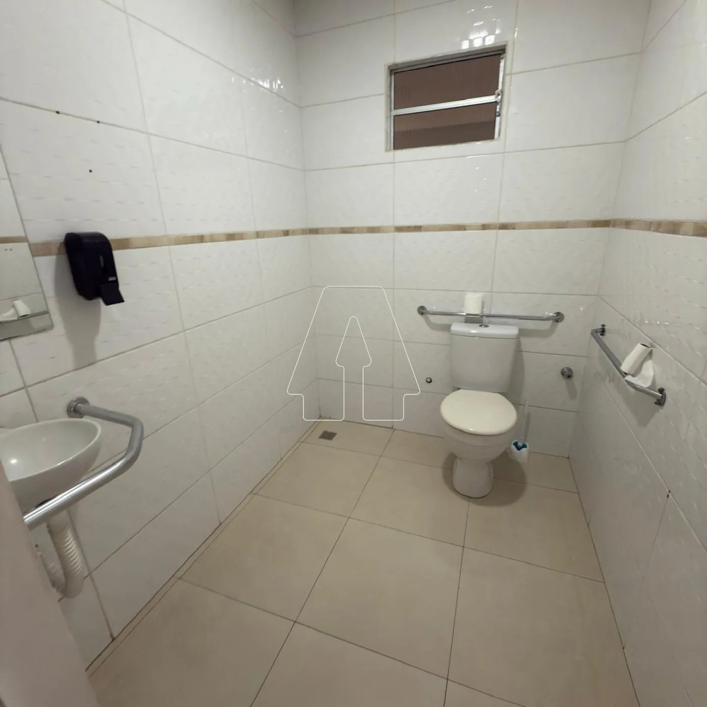 Alugar Comercial / Salão em Araçatuba R$ 3.600,00 - Foto 8