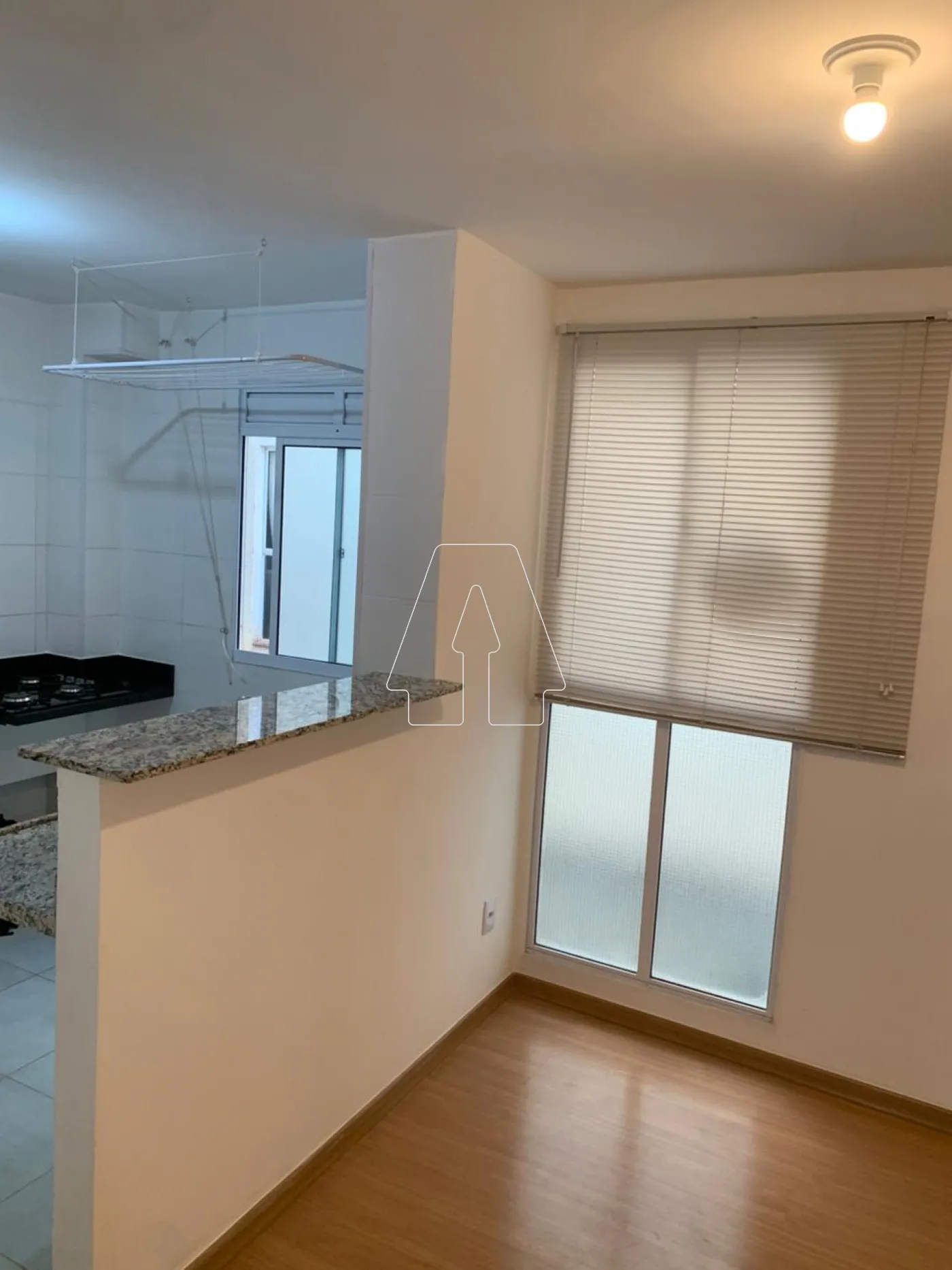 Alugar Apartamento / Padrão em Araçatuba R$ 1.250,00 - Foto 2