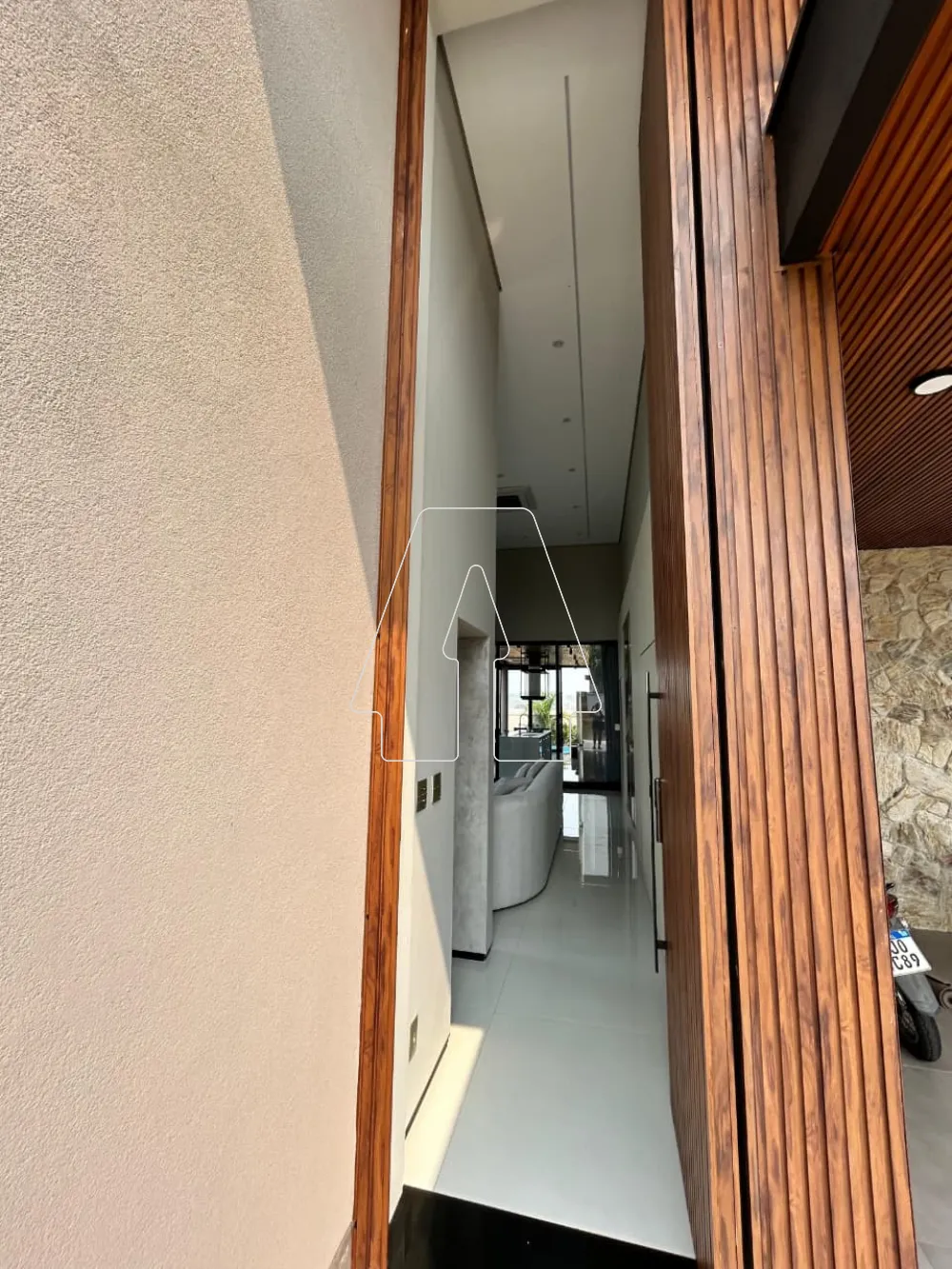 Alugar Casa / Condomínio em Araçatuba R$ 14.000,00 - Foto 2