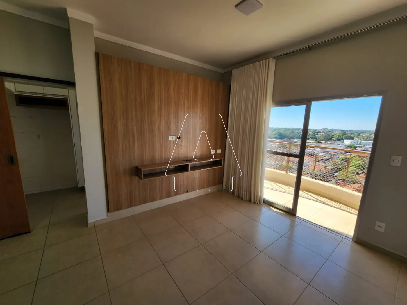 Alugar Apartamento / Padrão em Araçatuba R$ 2.400,00 - Foto 1
