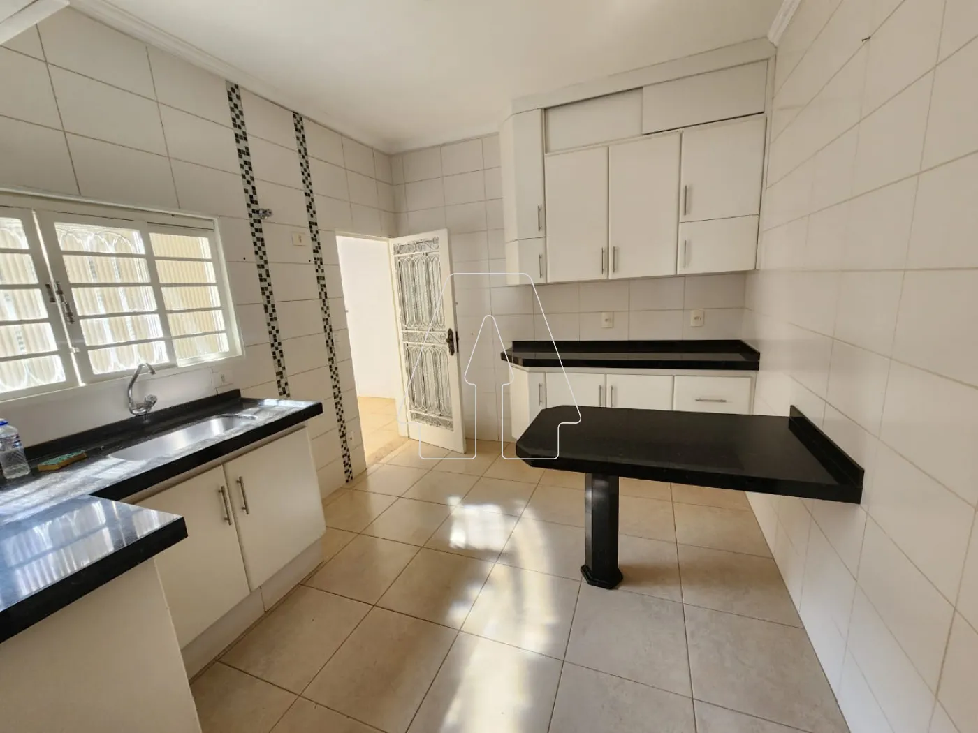 Alugar Casa / Residencial em Araçatuba R$ 2.500,00 - Foto 3
