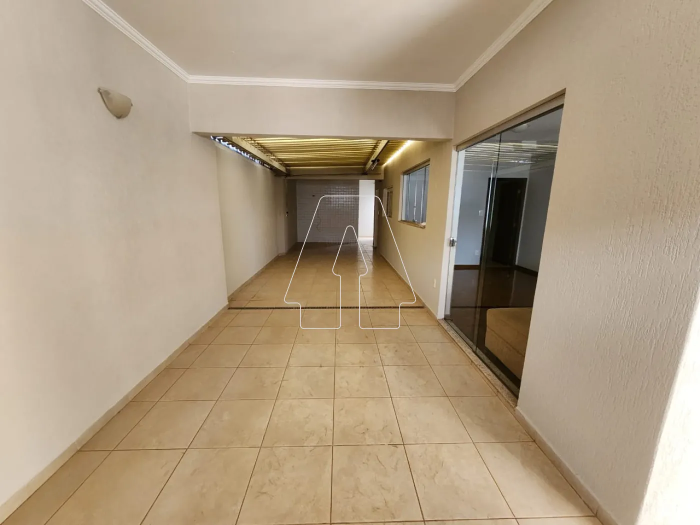 Alugar Casa / Residencial em Araçatuba R$ 2.500,00 - Foto 1