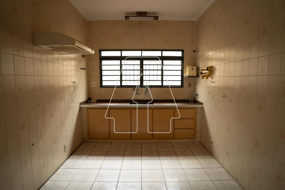 Comprar Casa / Residencial em Araçatuba R$ 550.000,00 - Foto 4