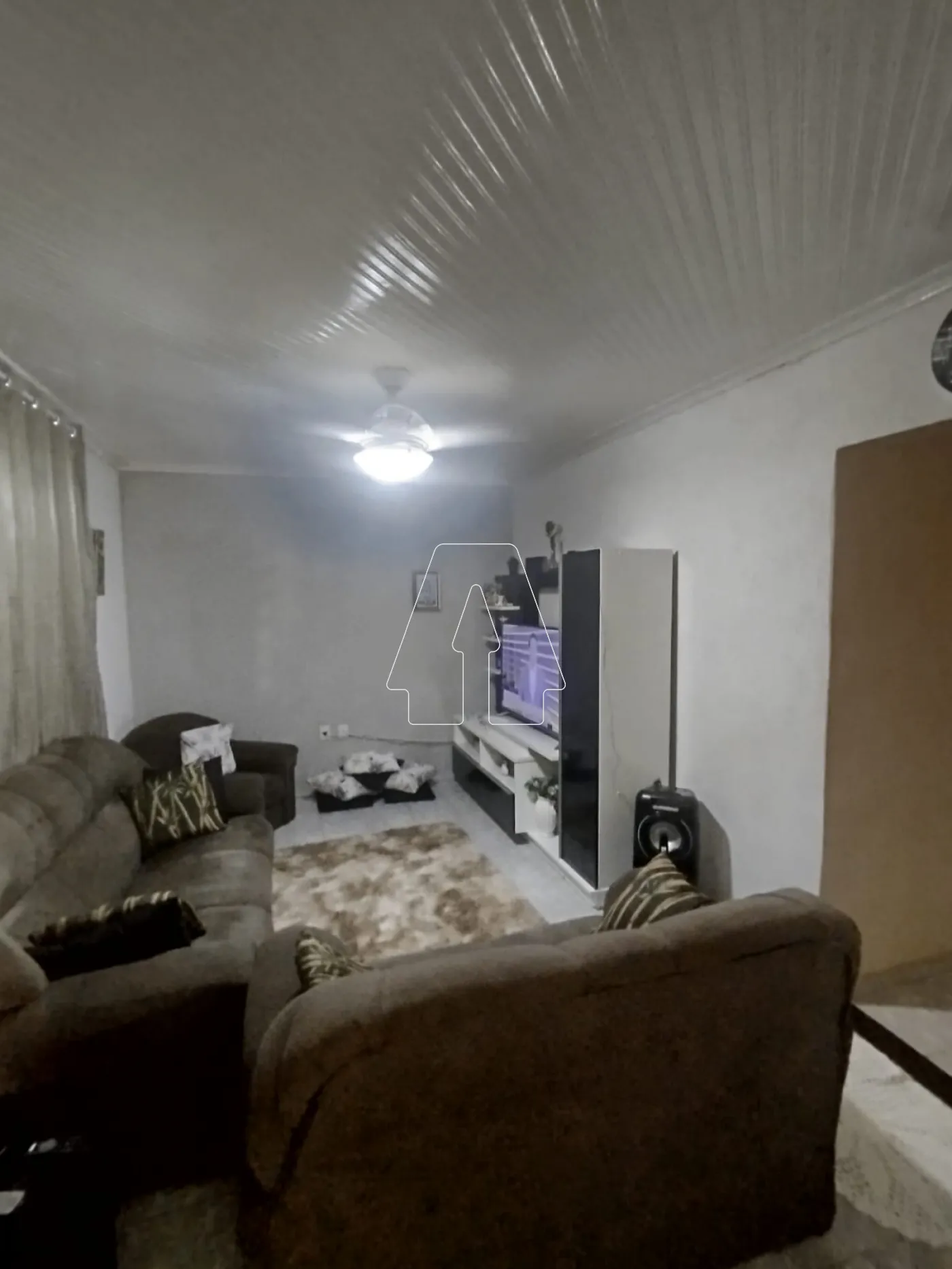 Comprar Casa / Residencial em Araçatuba R$ 300.000,00 - Foto 2