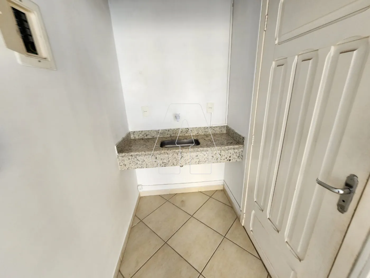 Alugar Comercial / Salão em Araçatuba R$ 1.400,00 - Foto 3