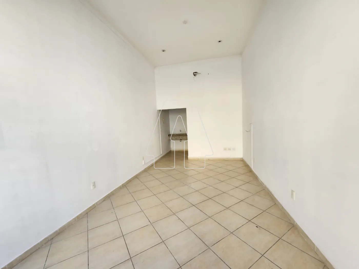 Alugar Comercial / Salão em Araçatuba R$ 1.400,00 - Foto 2